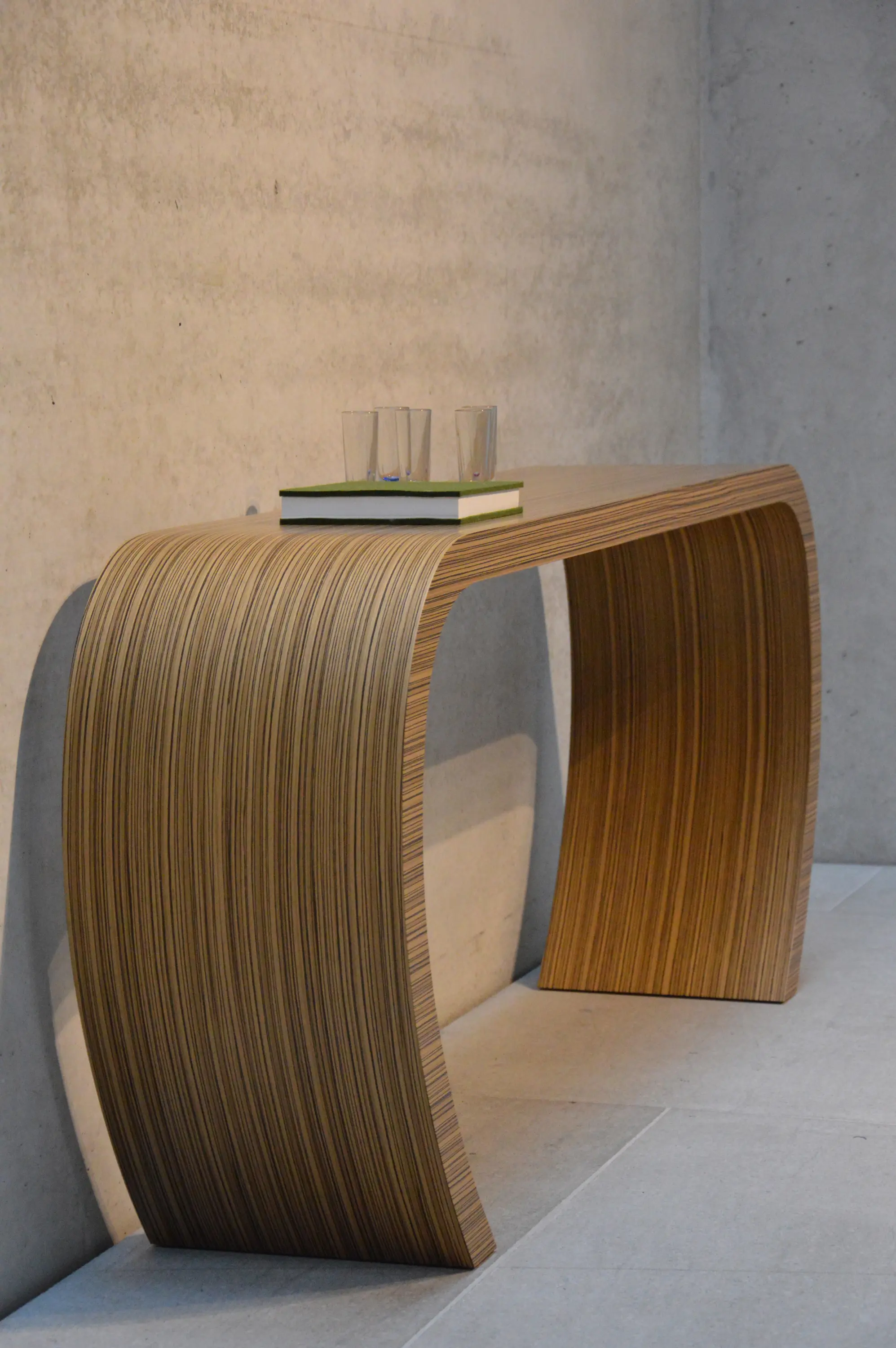jankurtz - Sidebow sideboard