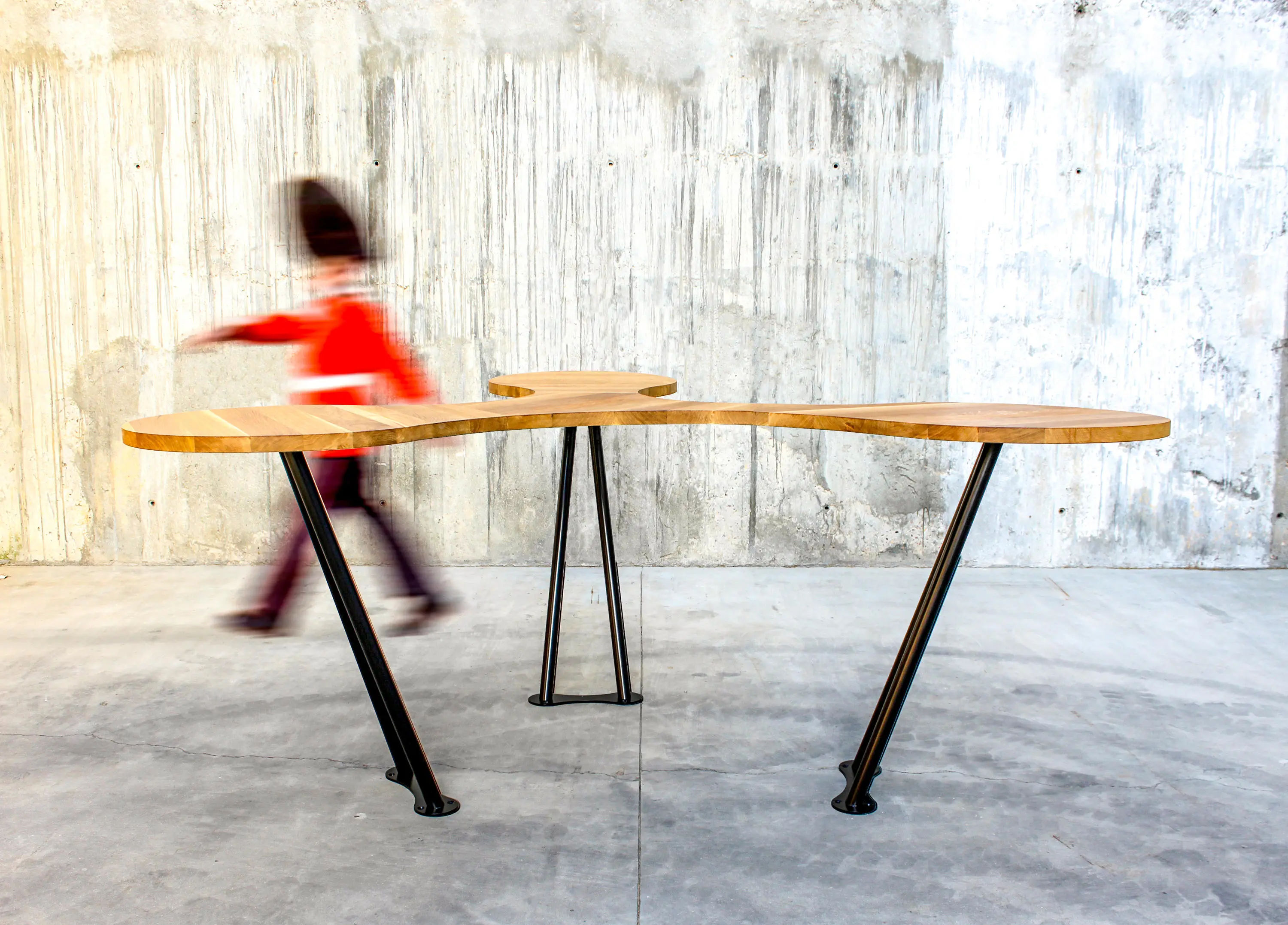 QoWood - Trebol table