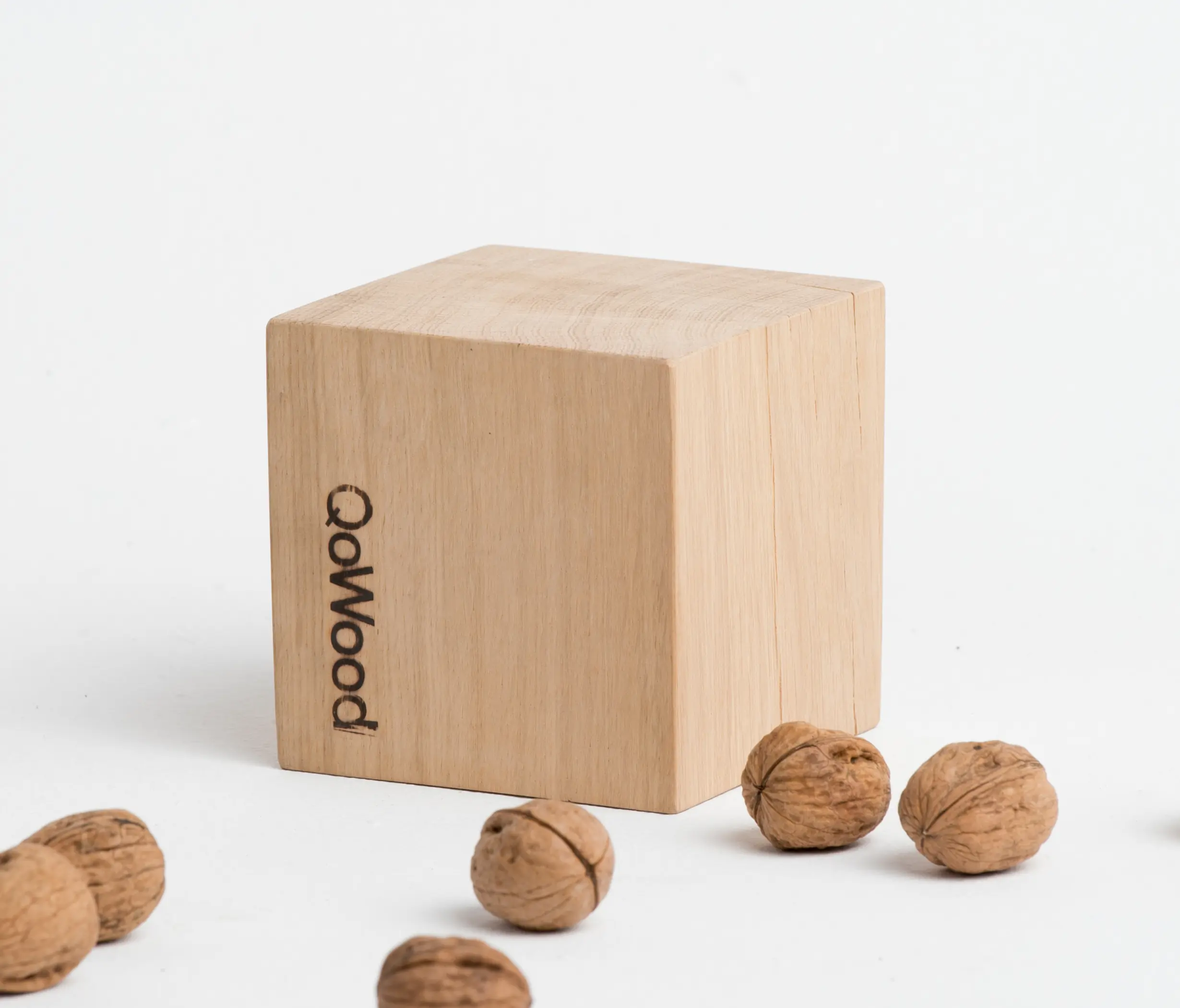 QoWood - Bam Nutcracker