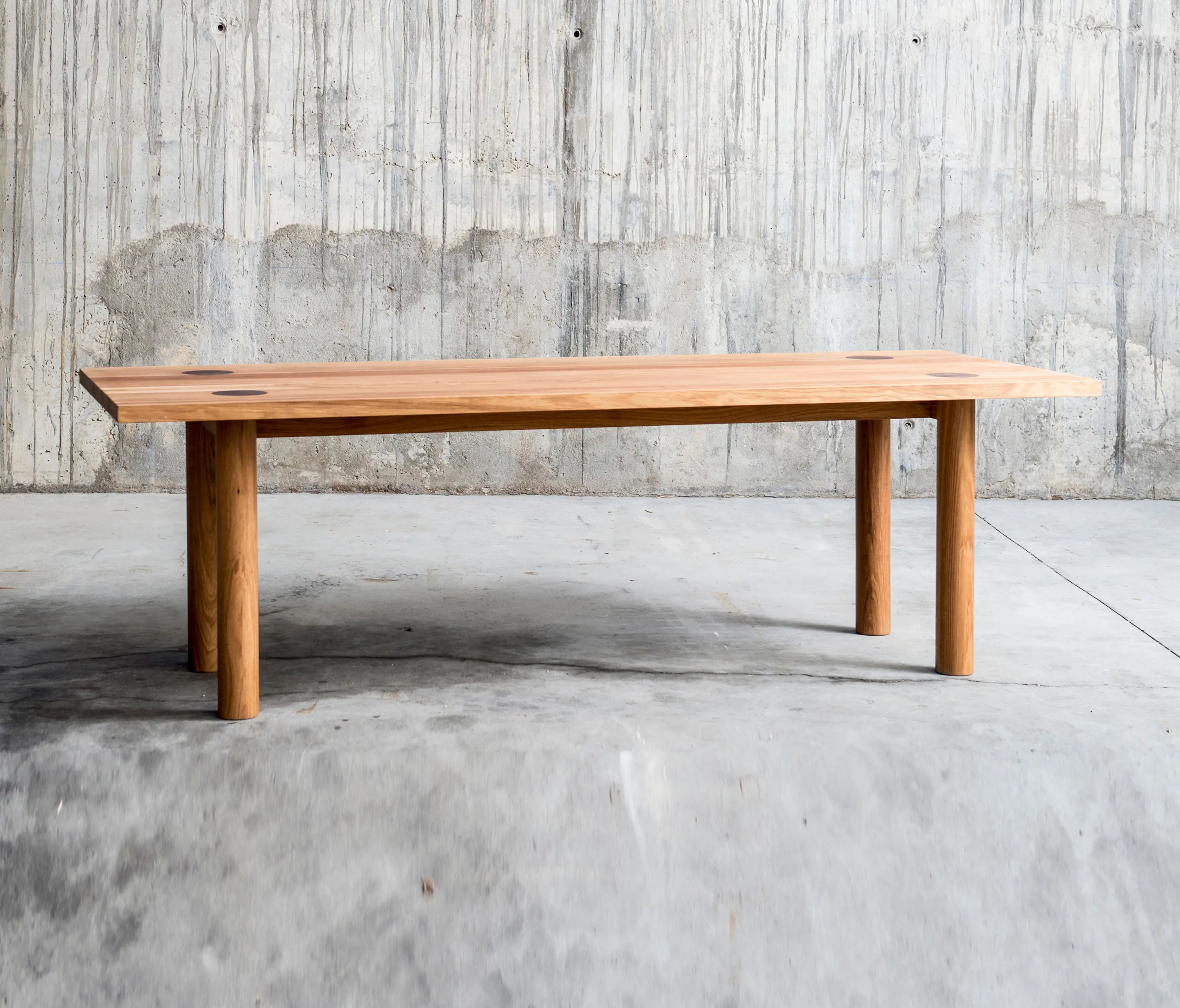QoWood - Ine Table