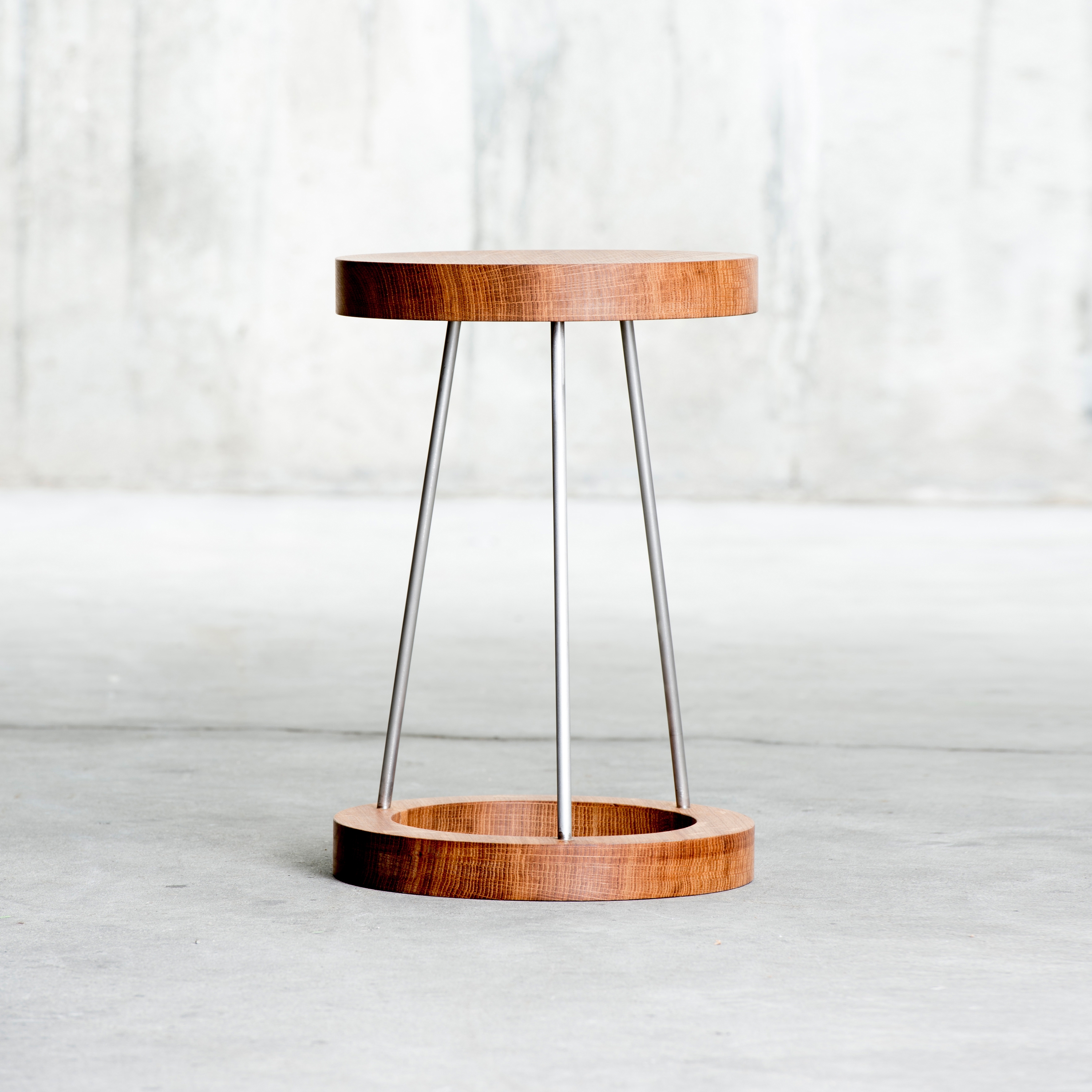 Afficher le produit Oos2 Stool du fabricant QoWood