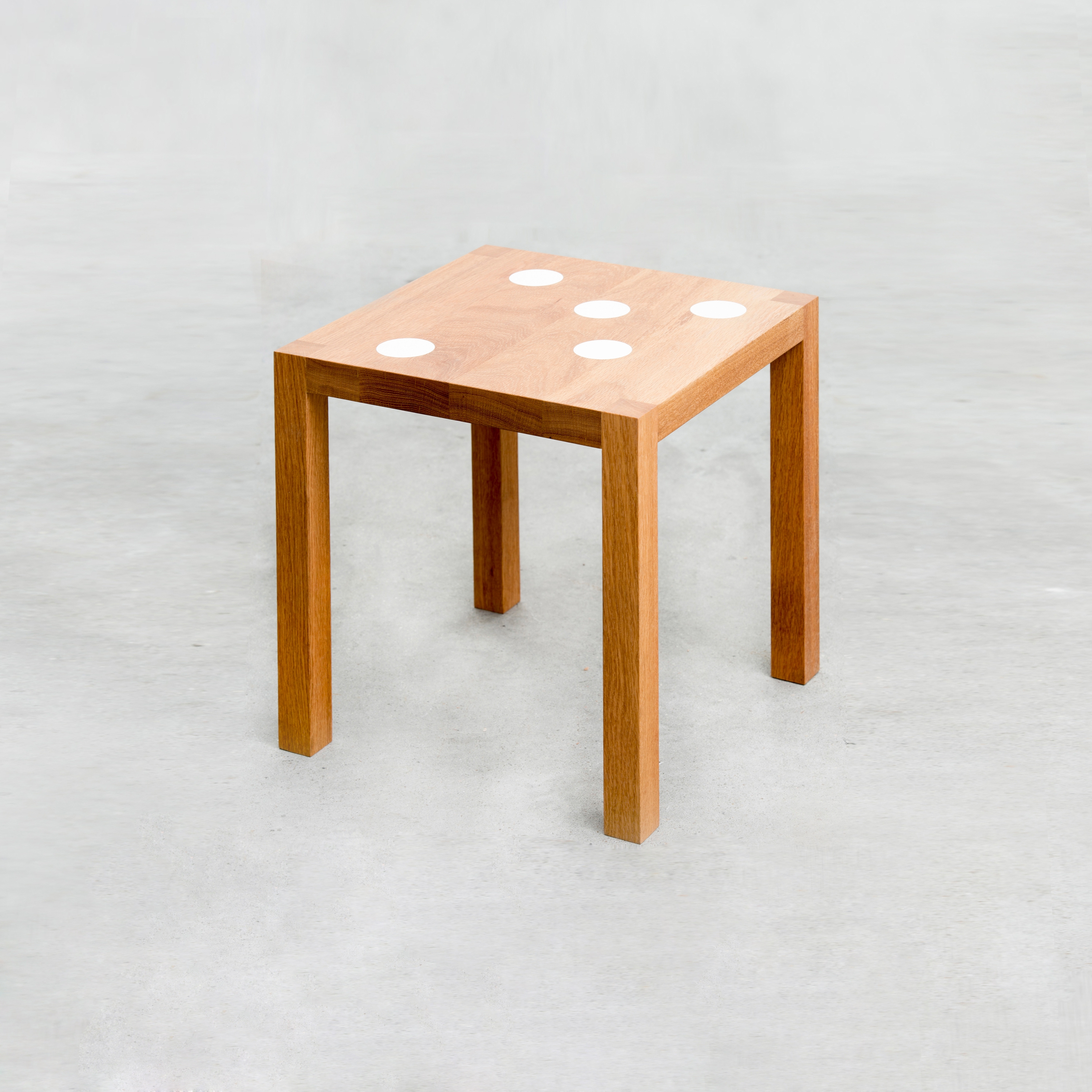Produkt QoWood Stool des Herstellers QoWood anzeigen