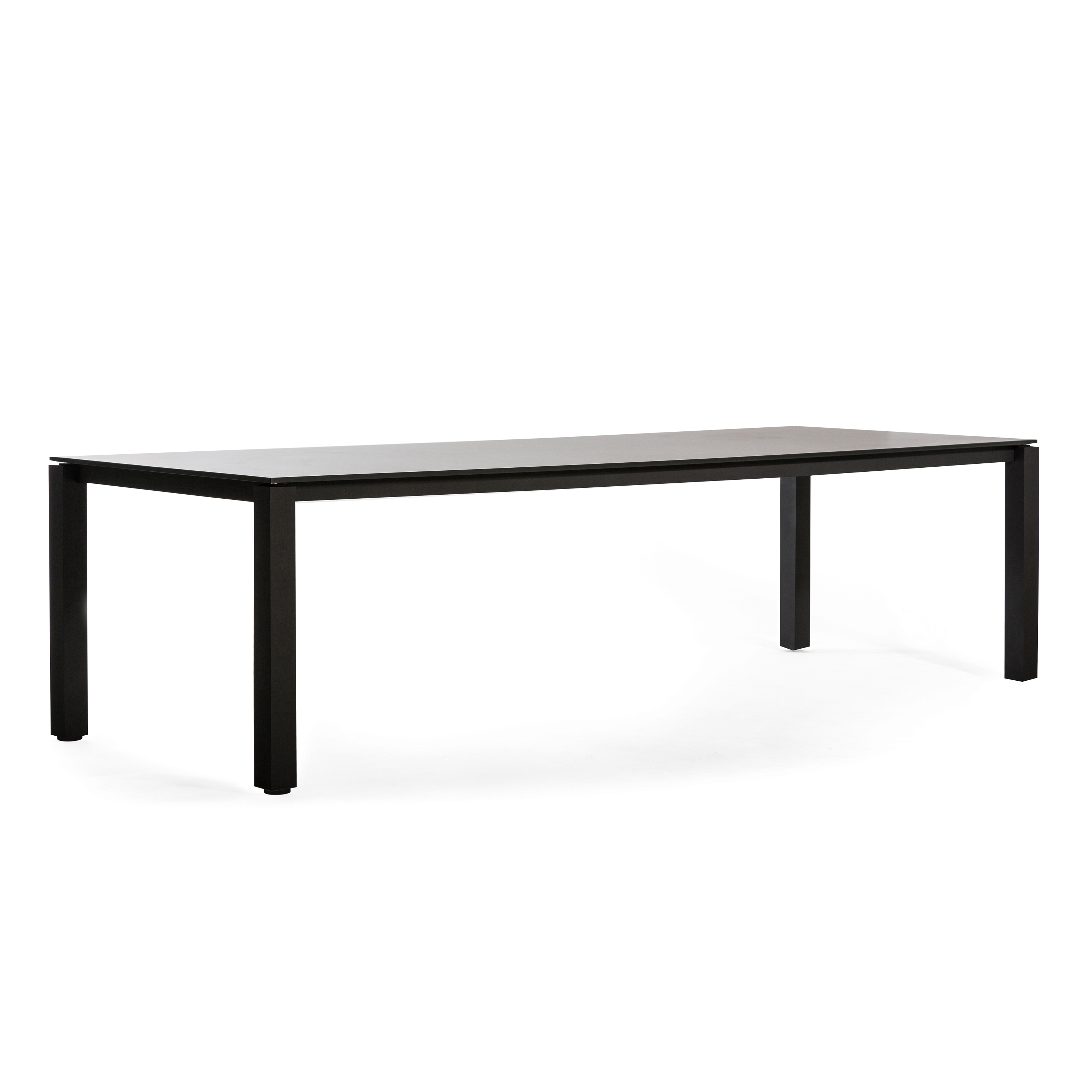 Produkt Machar Dining Table des Herstellers Oasiq anzeigen