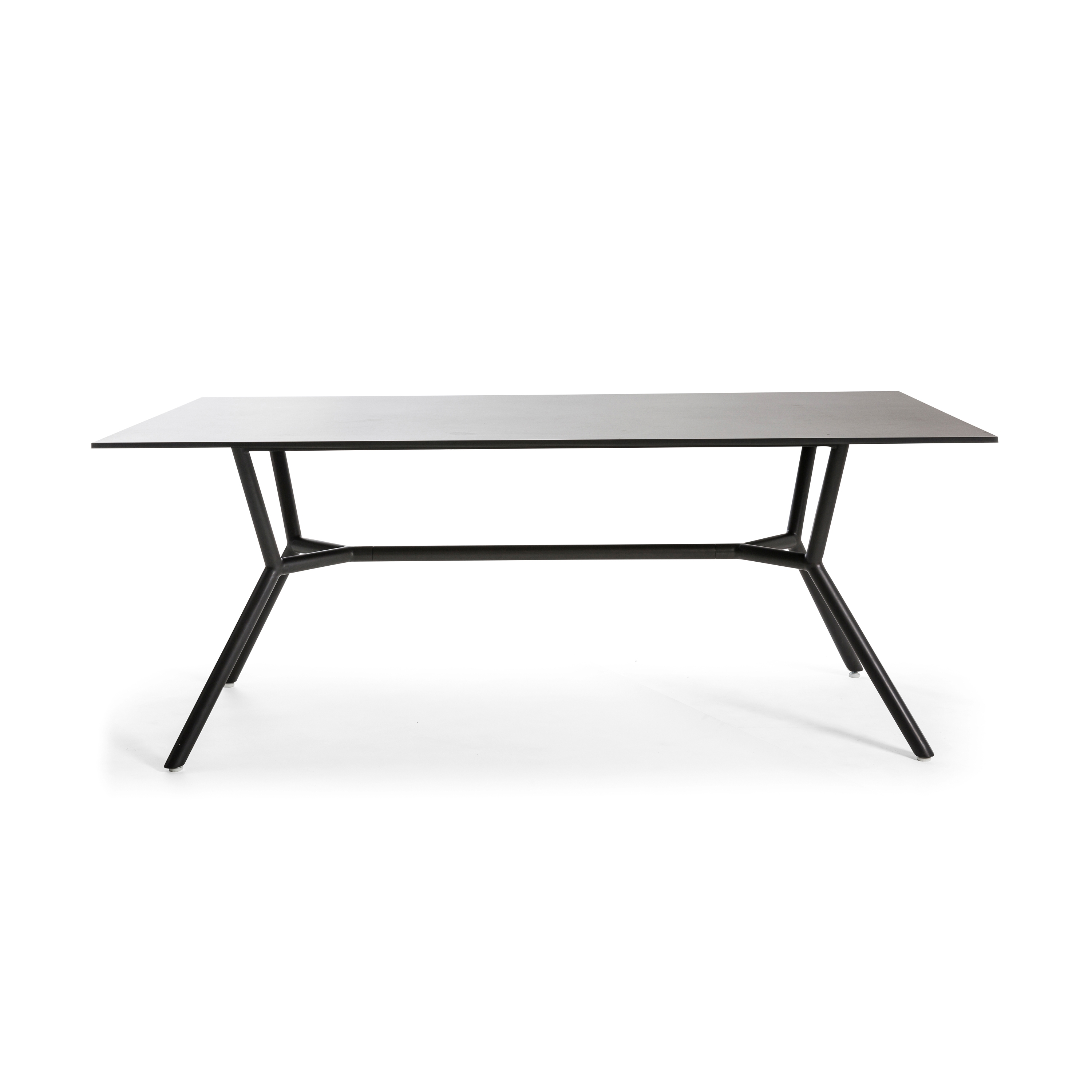 Mostrar el producto Reef Dining Table del fabricante Oasiq