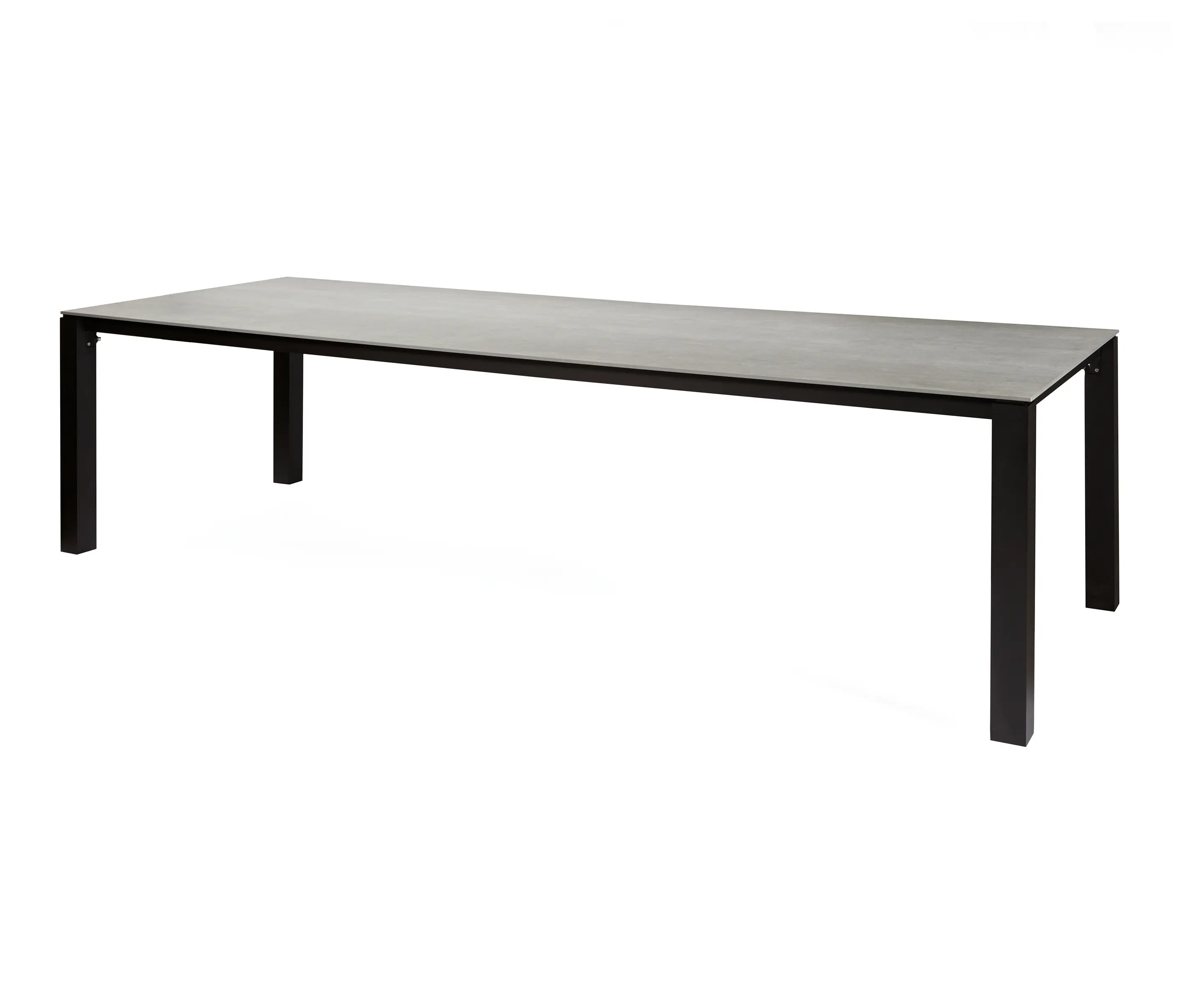 Oasiq - Machar Dining Table