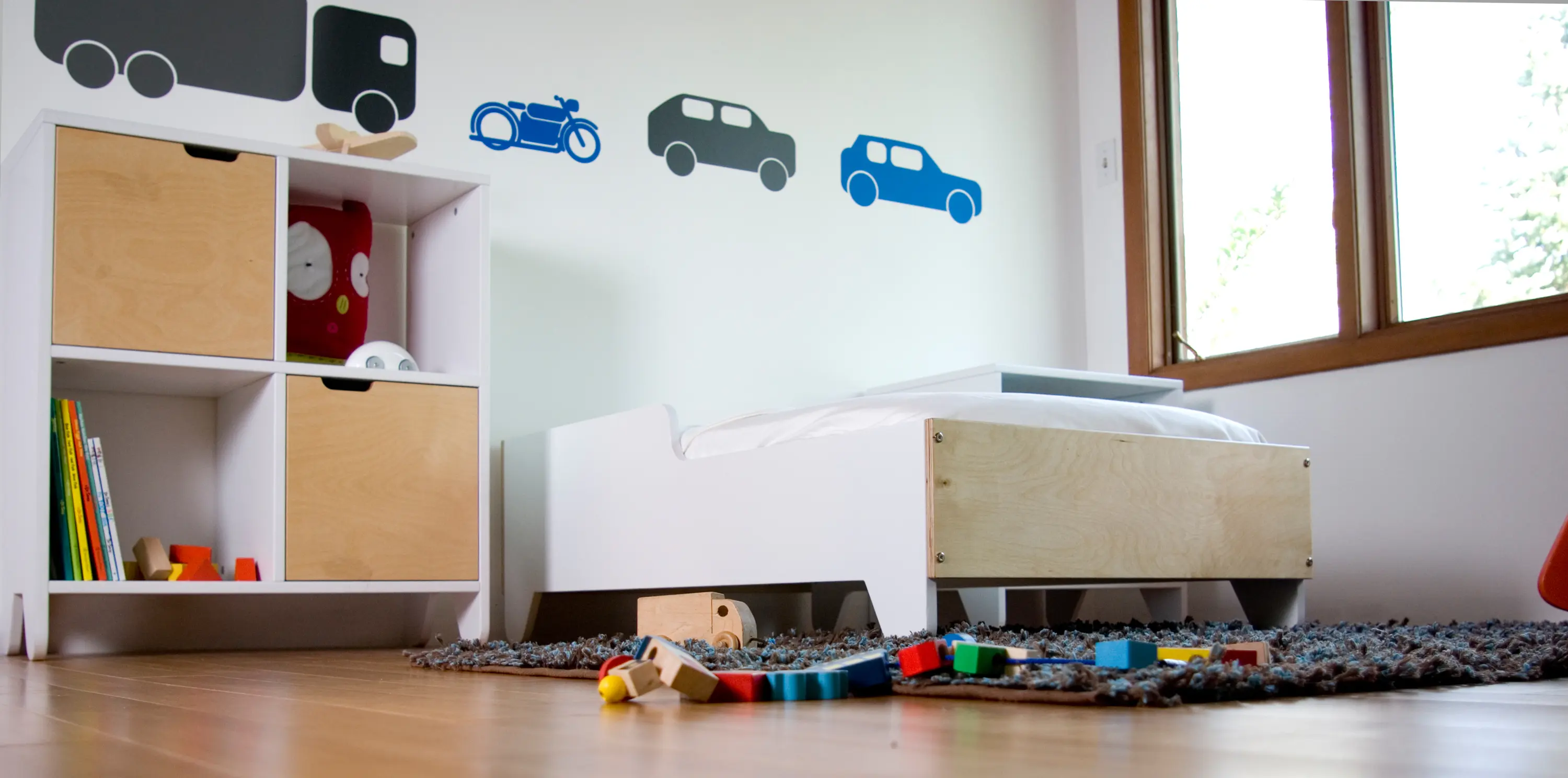 Spot On Square - Hiya Night Stand