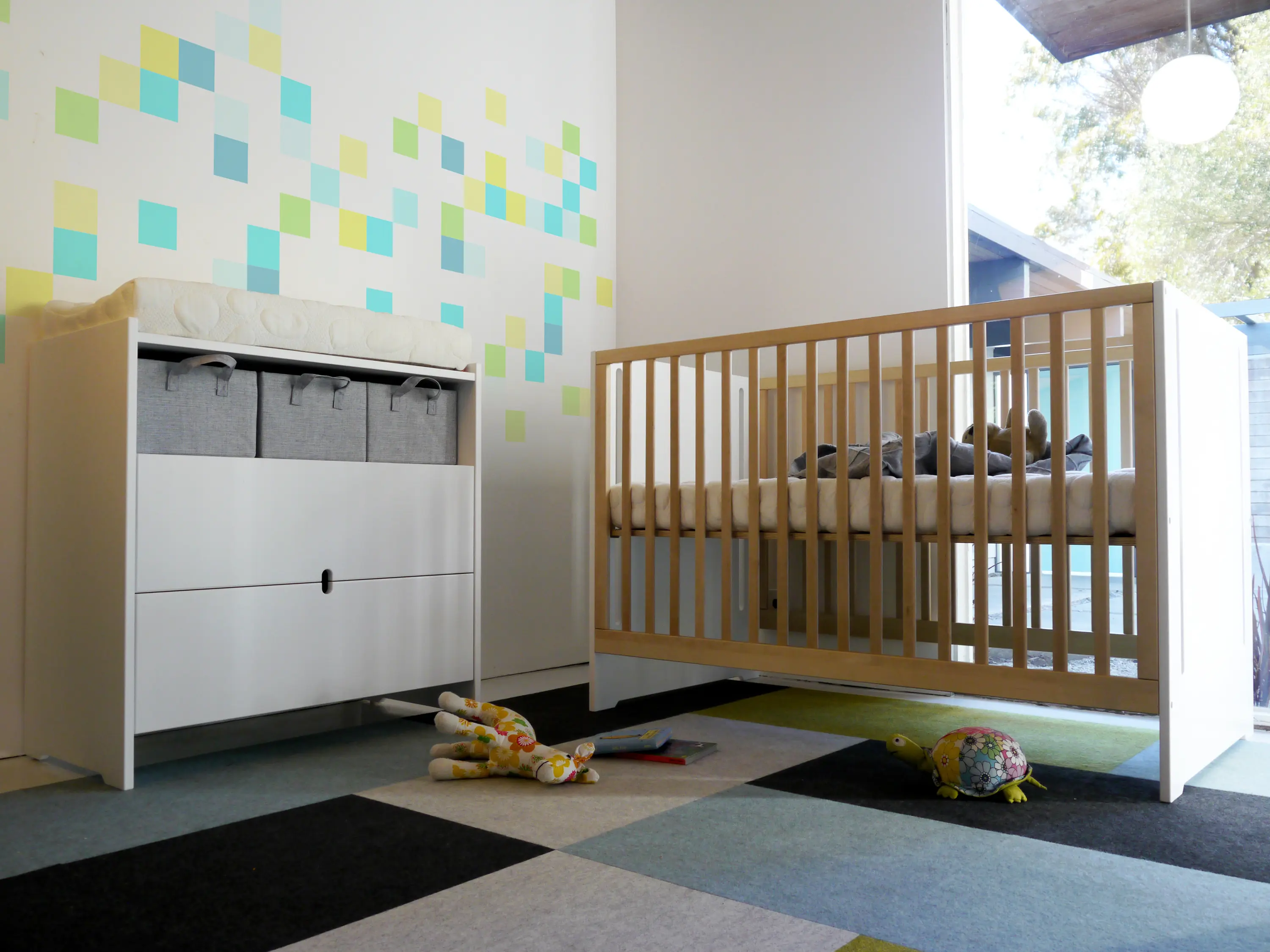Spot On Square - Oliv Crib Conversion