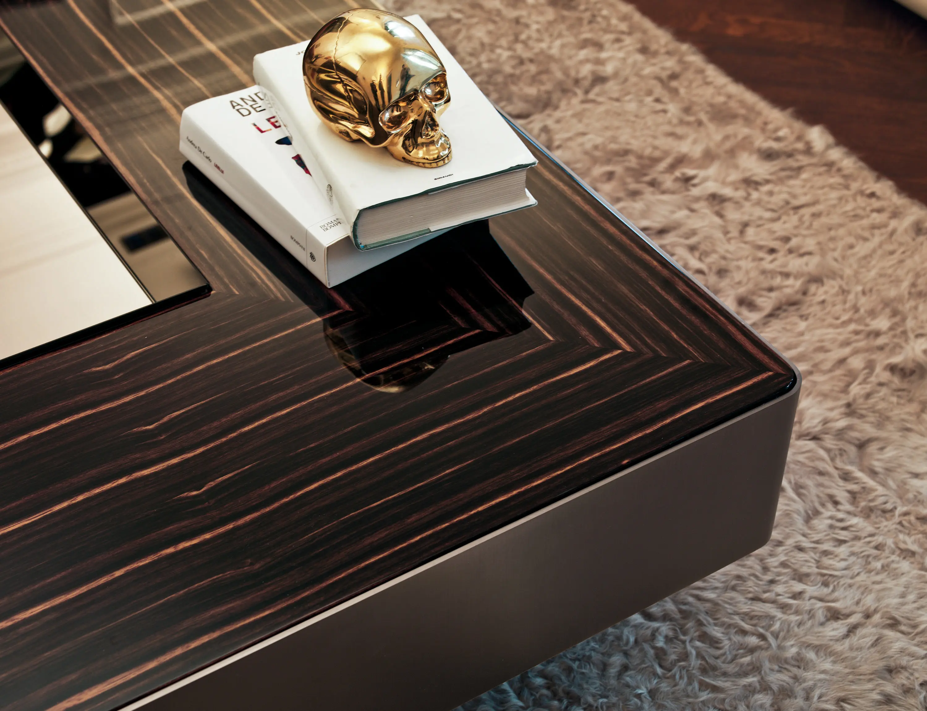 Longhi S.p.a. - Lord Table