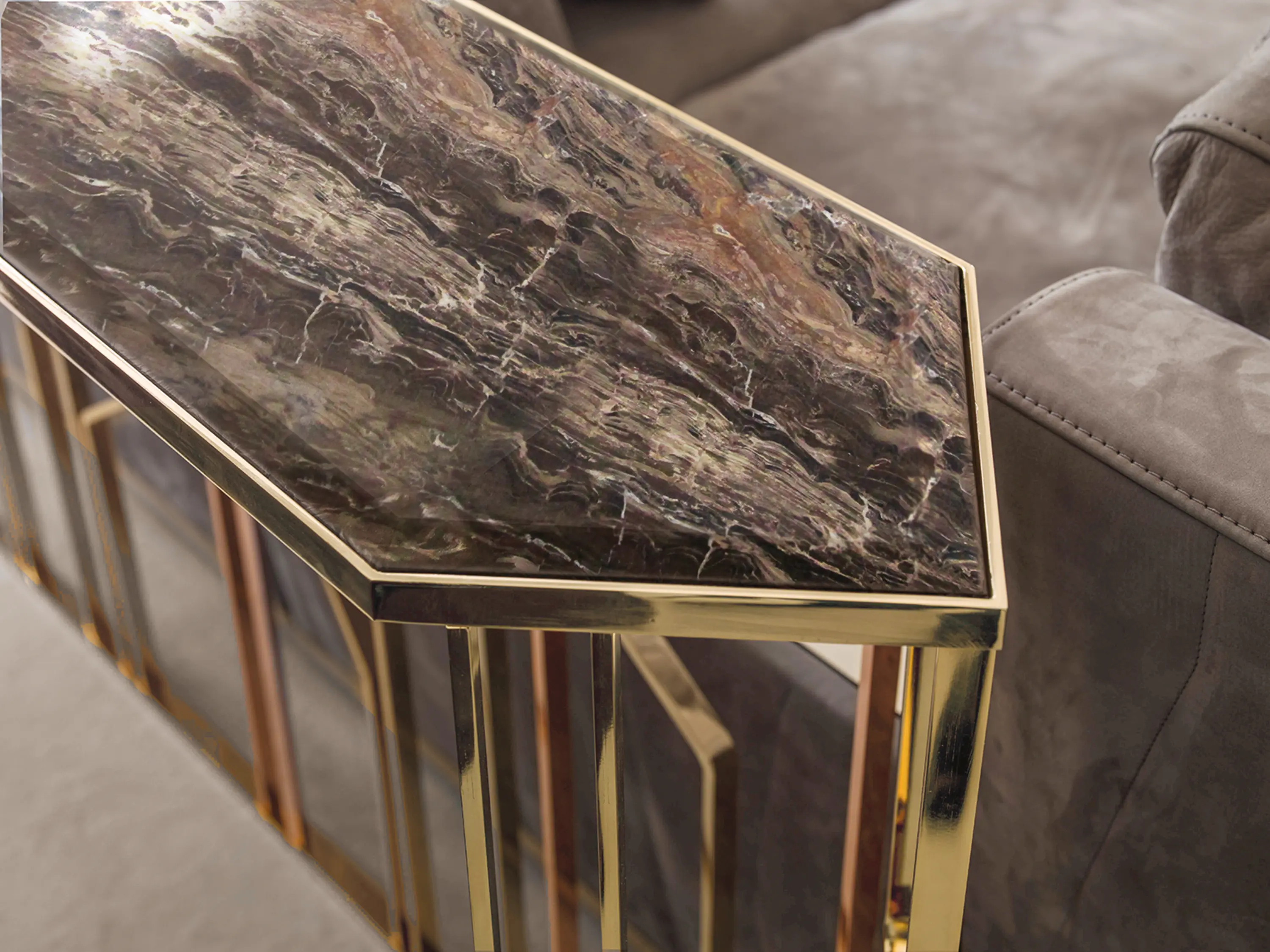 Longhi S.p.a. - Ginza Console