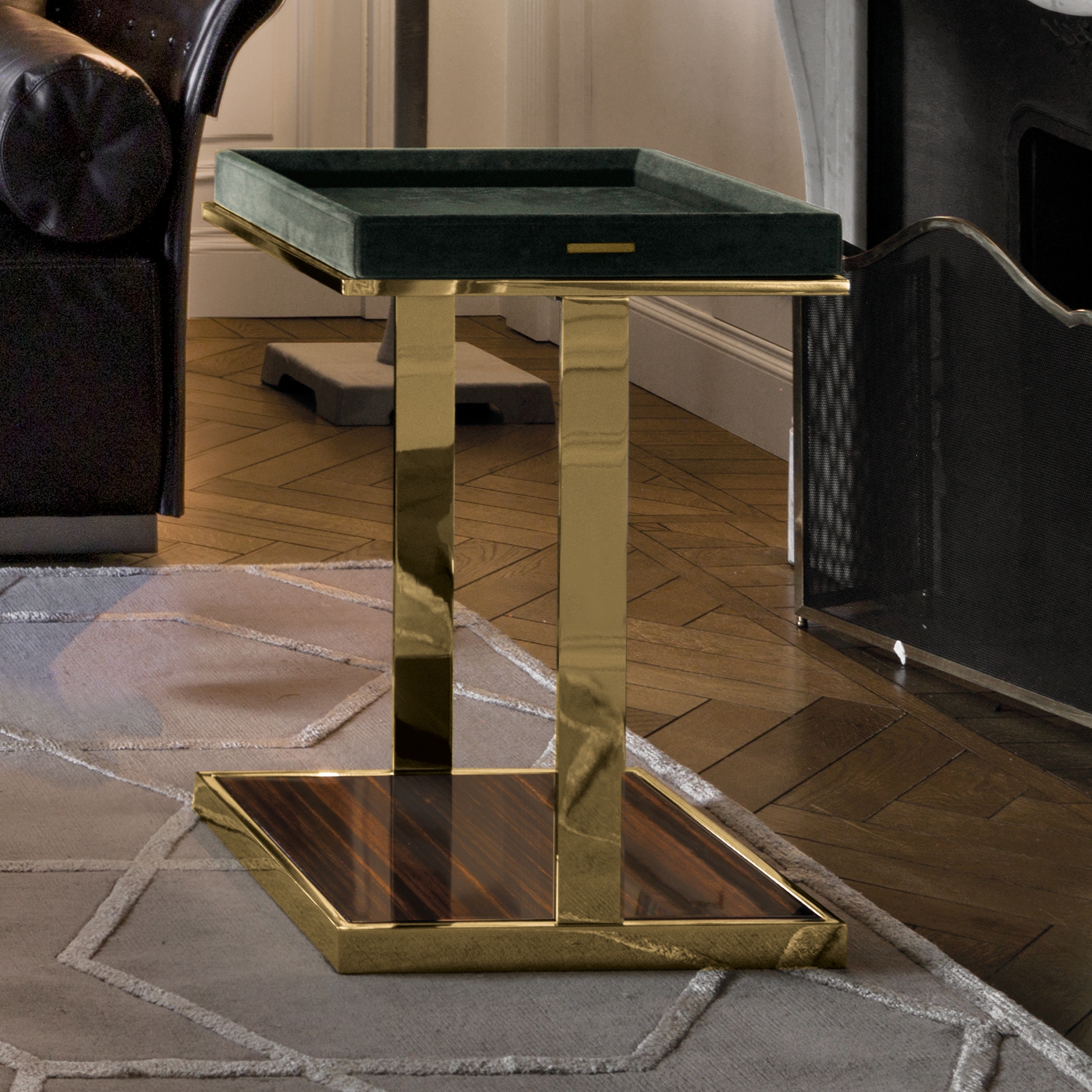 Display product Louis from manufacturer Longhi S.p.a.