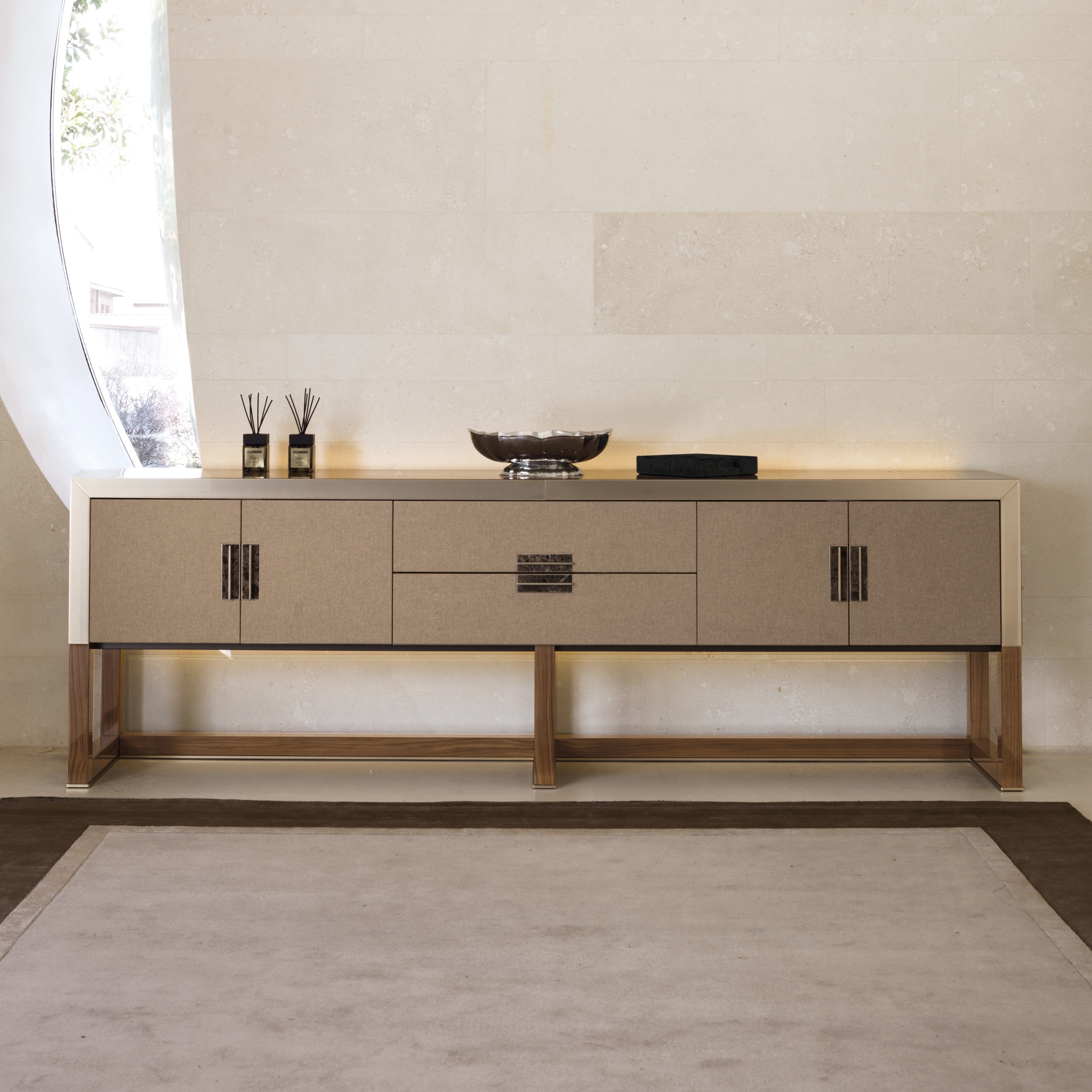 Display product Armand from manufacturer Longhi S.p.a.