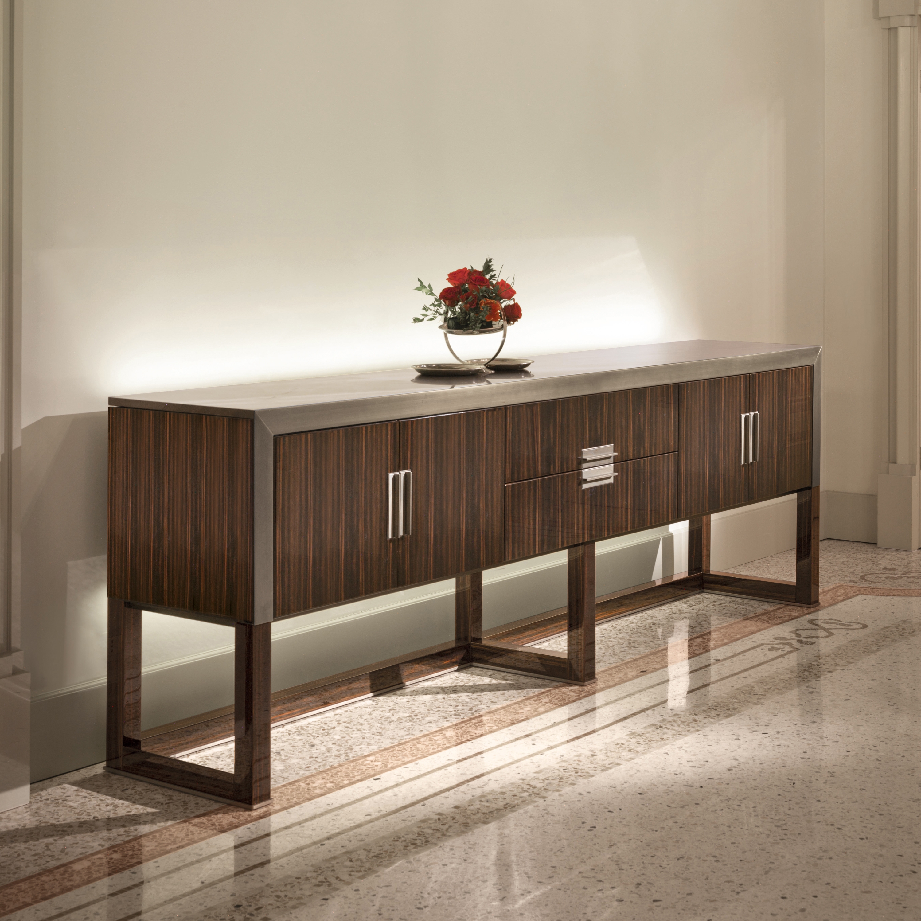 Display product Armand from manufacturer Longhi S.p.a.