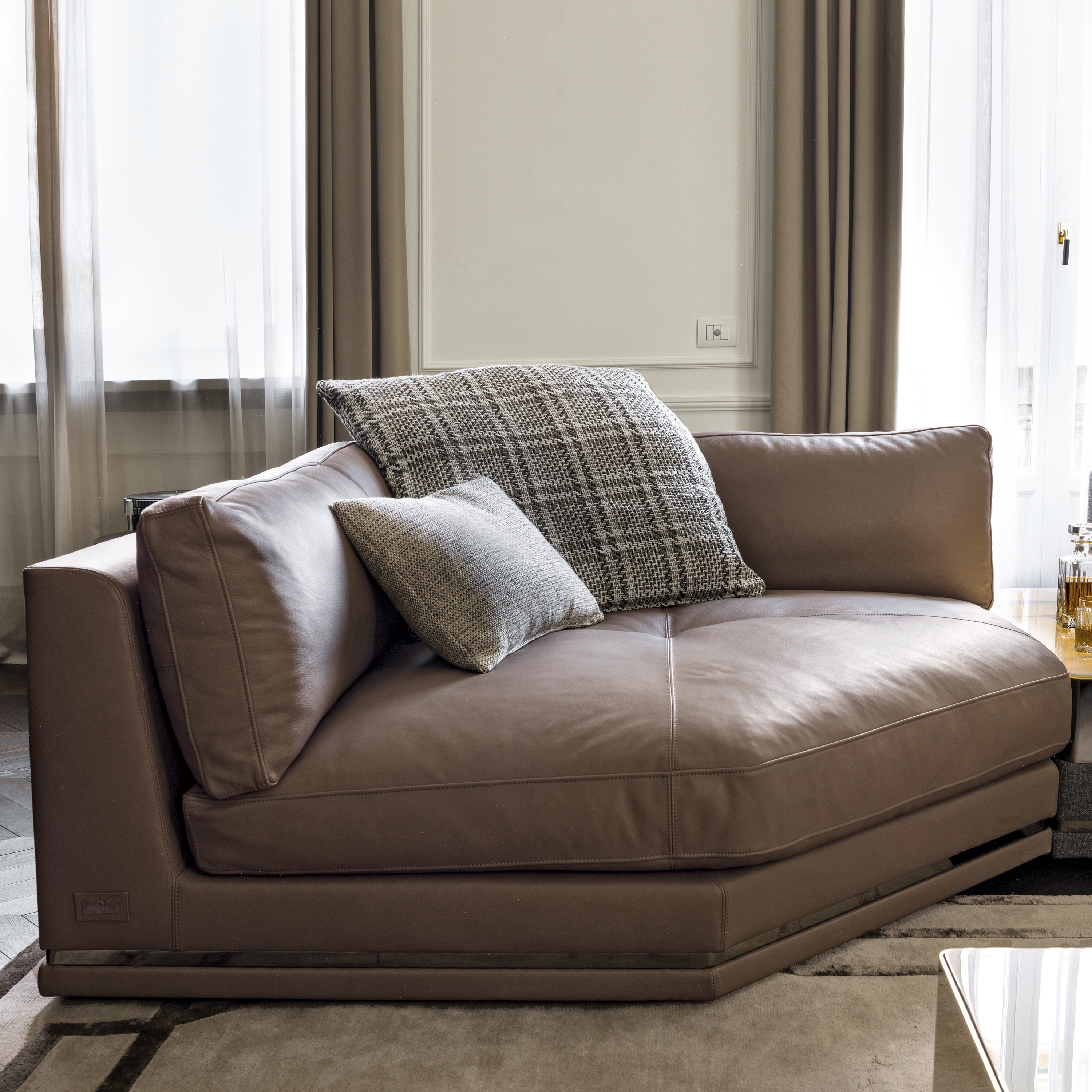 Mostrar el producto Cohen del fabricante Longhi S.p.a.