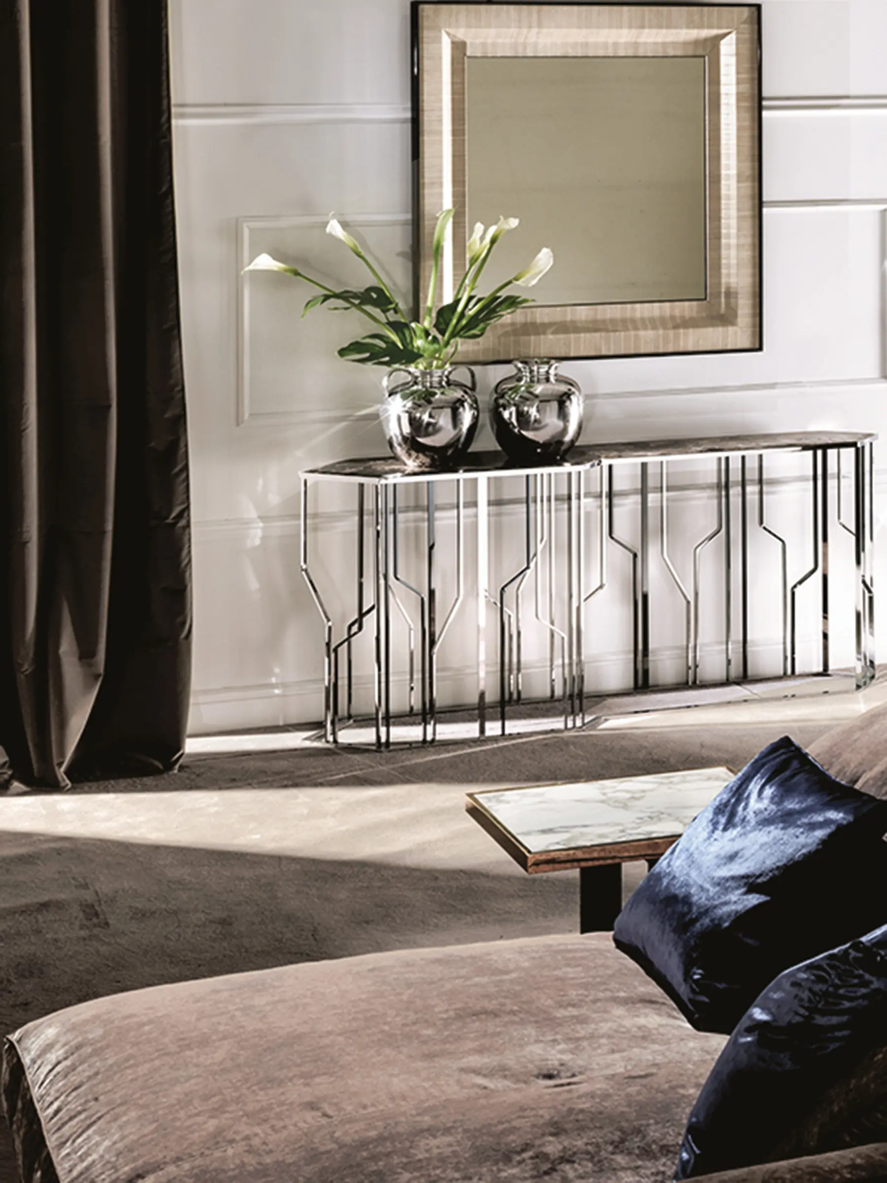 Longhi S.p.a. - Ginza Console