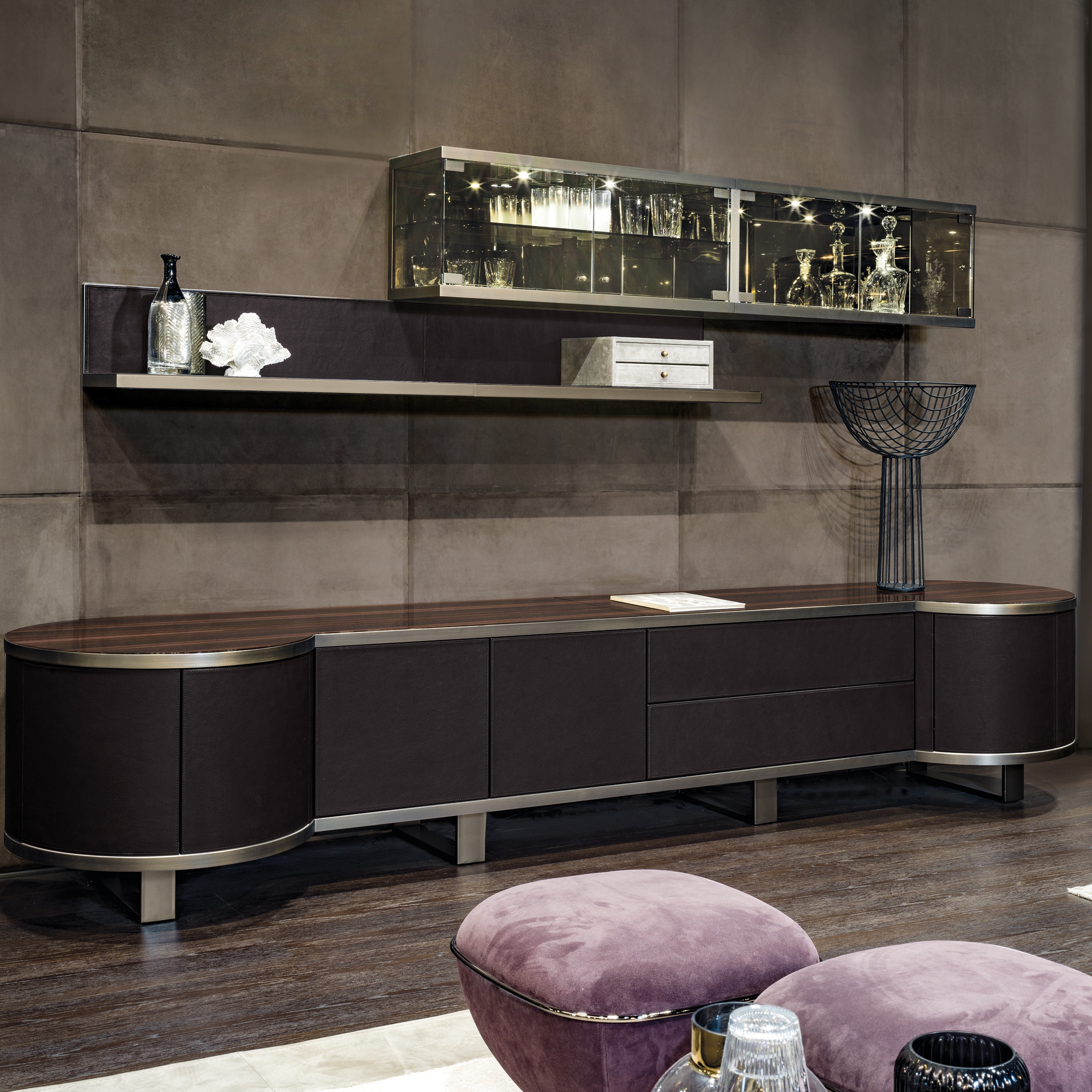 Display product Courbet from manufacturer Longhi S.p.a.