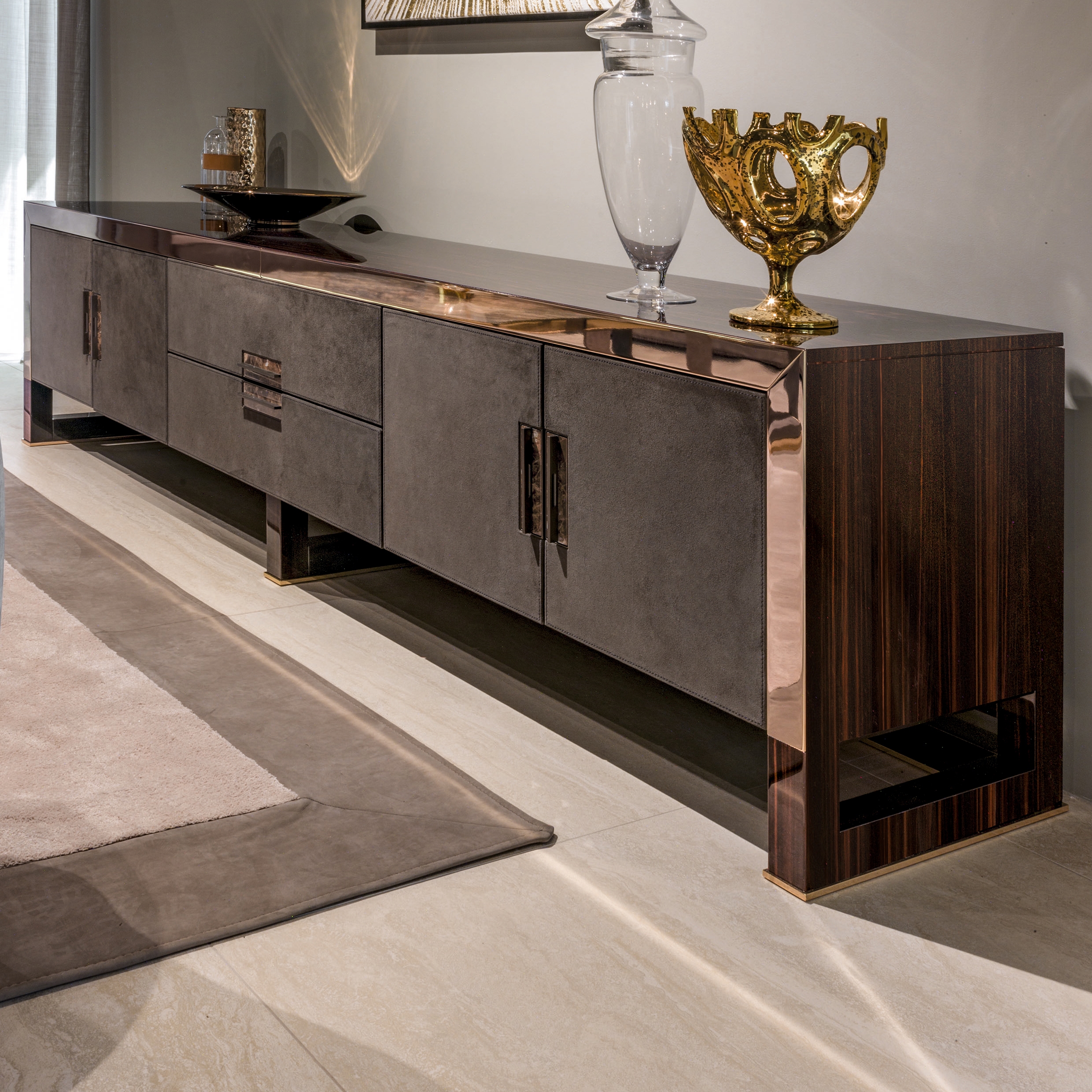 Display product Armand from manufacturer Longhi S.p.a.