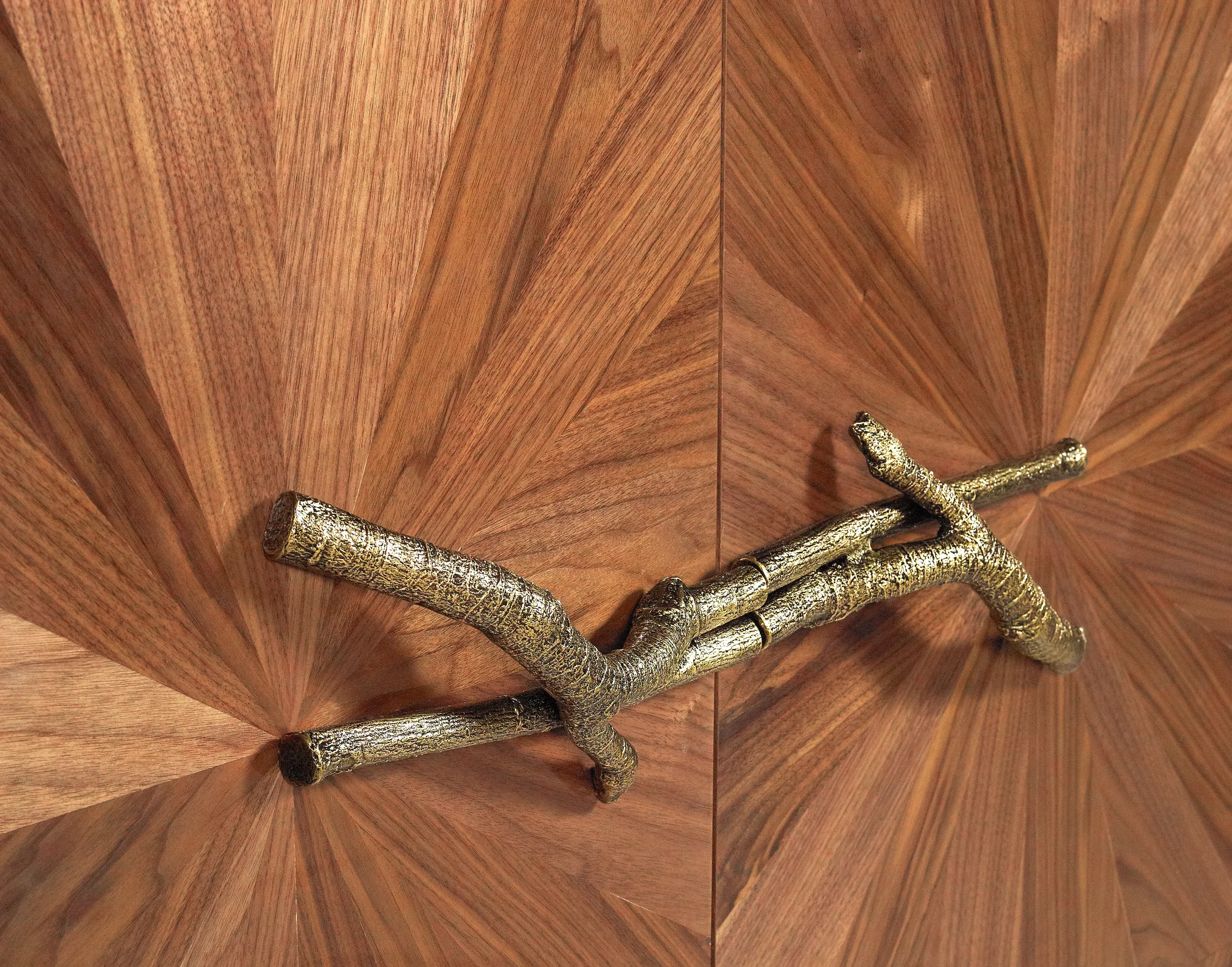 GINGER&JAGGER - Walnut | Bar Cabinet