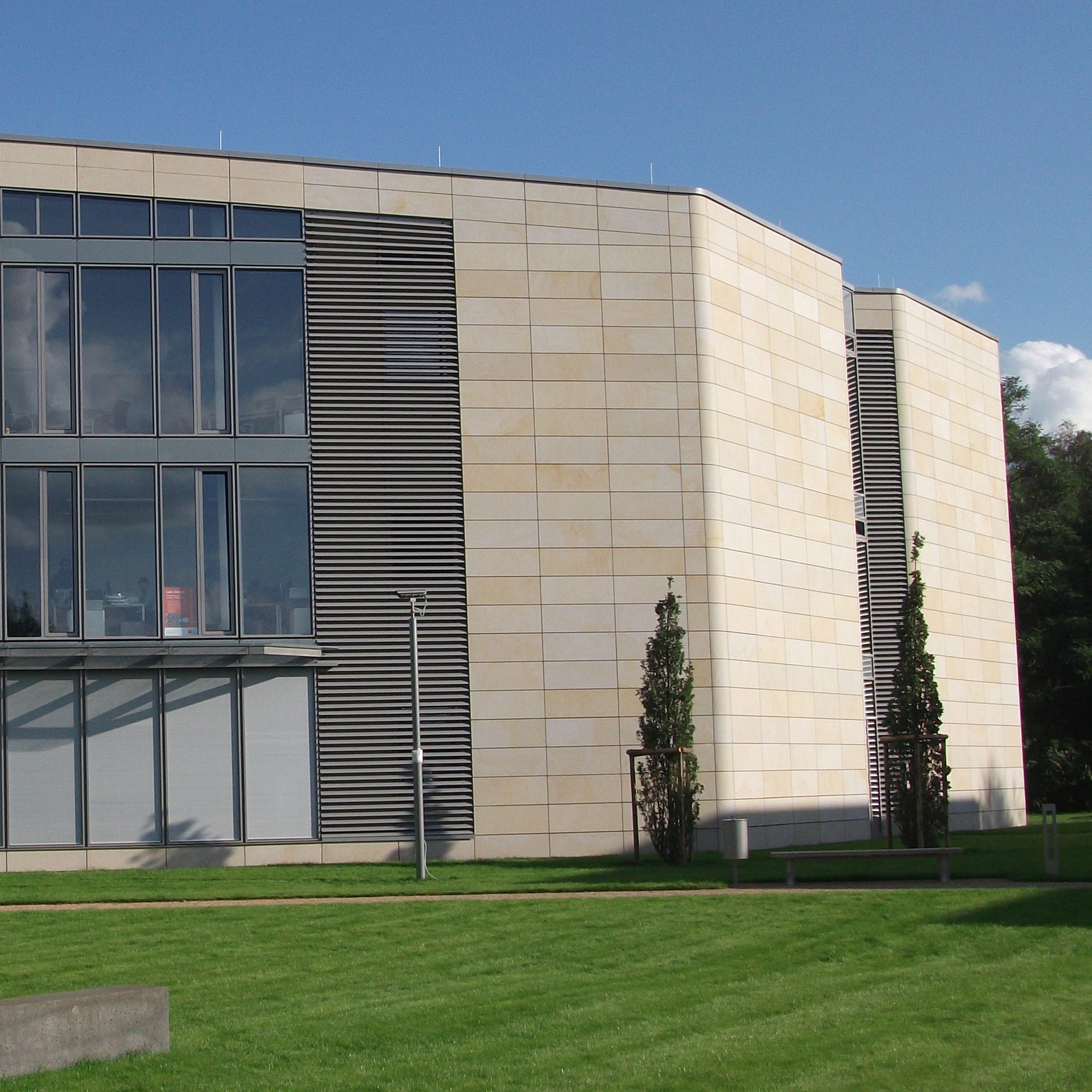 Display product SAXAflect | Fassade from manufacturer Sandstein Concept