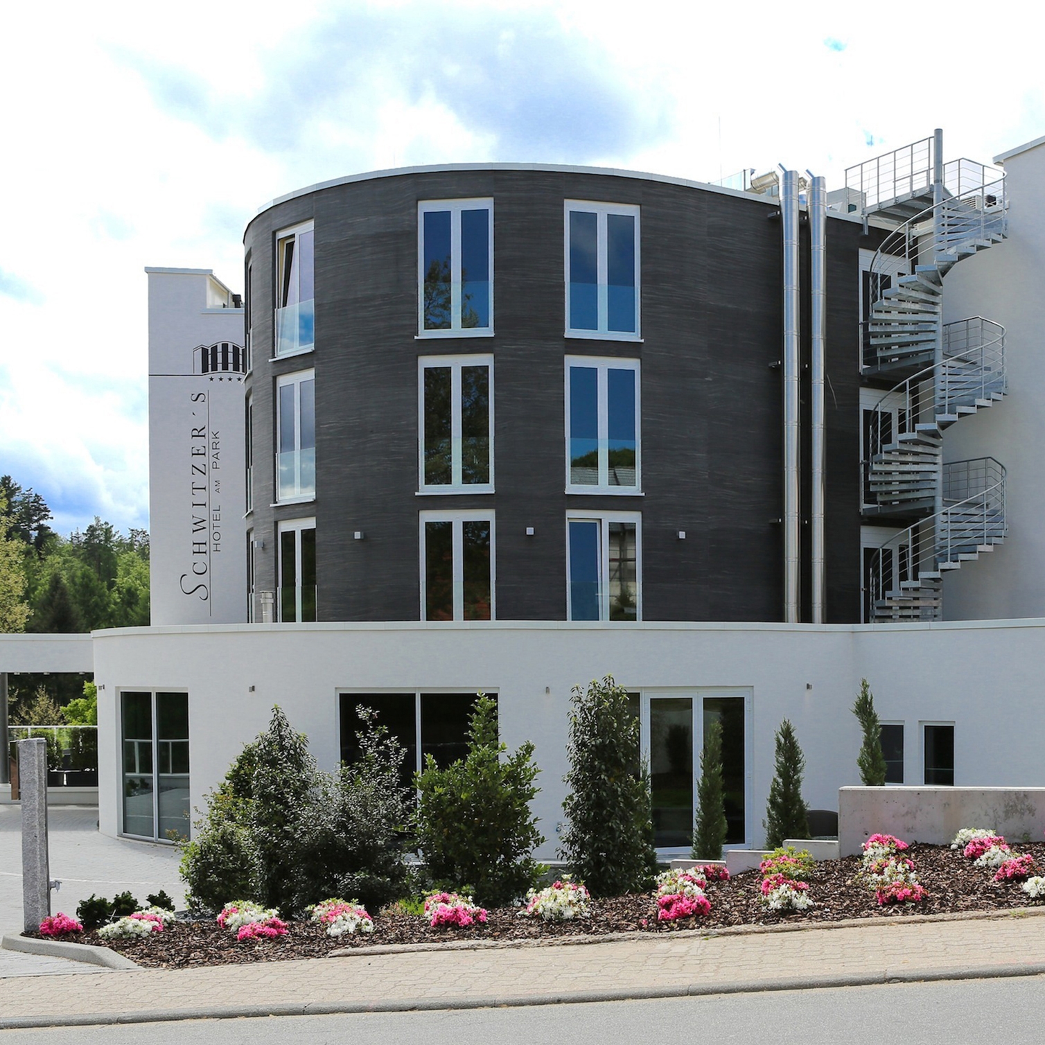Display product SAXAflect | Fassade from manufacturer Sandstein Concept