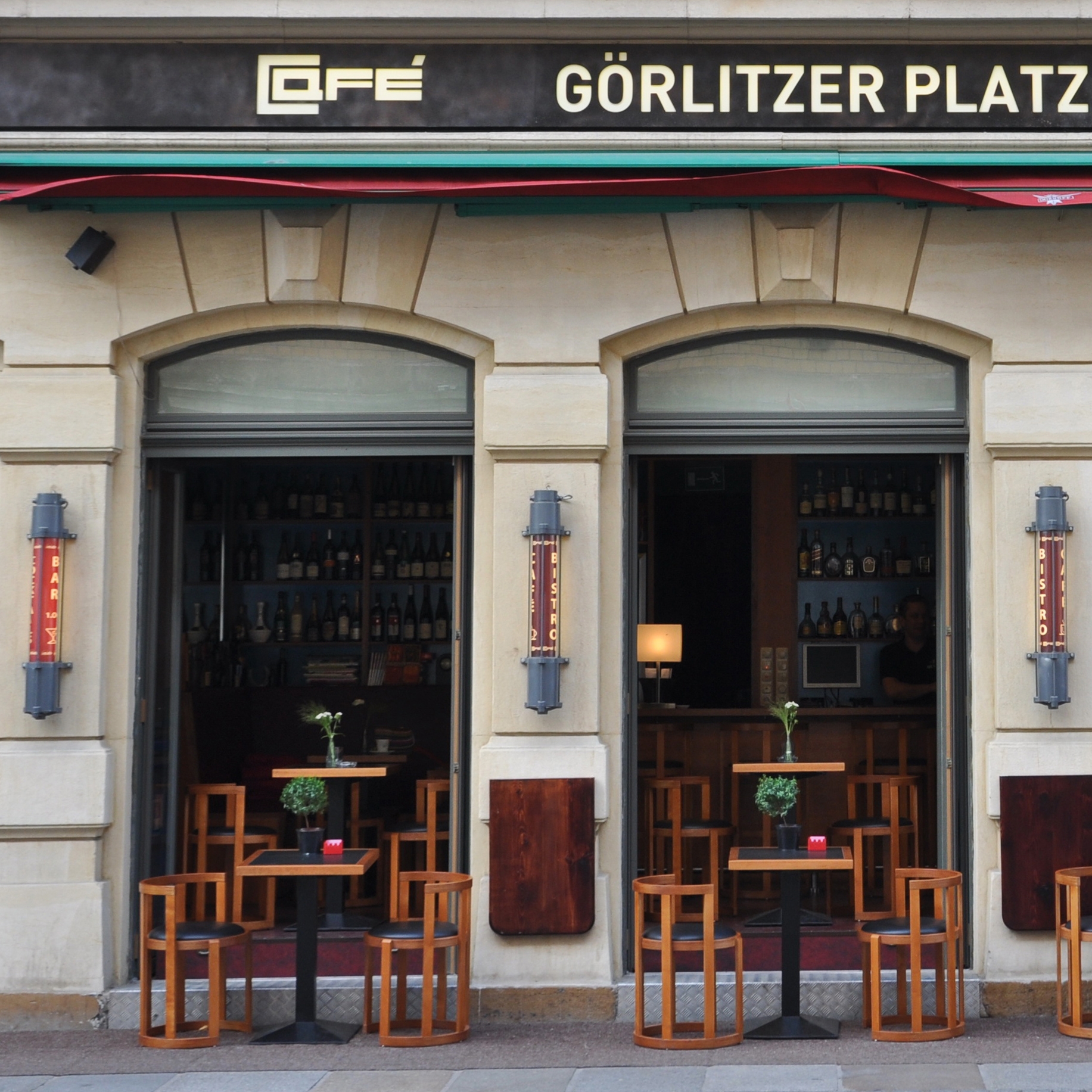 Display product SAXAflect | Fassade from manufacturer Sandstein Concept