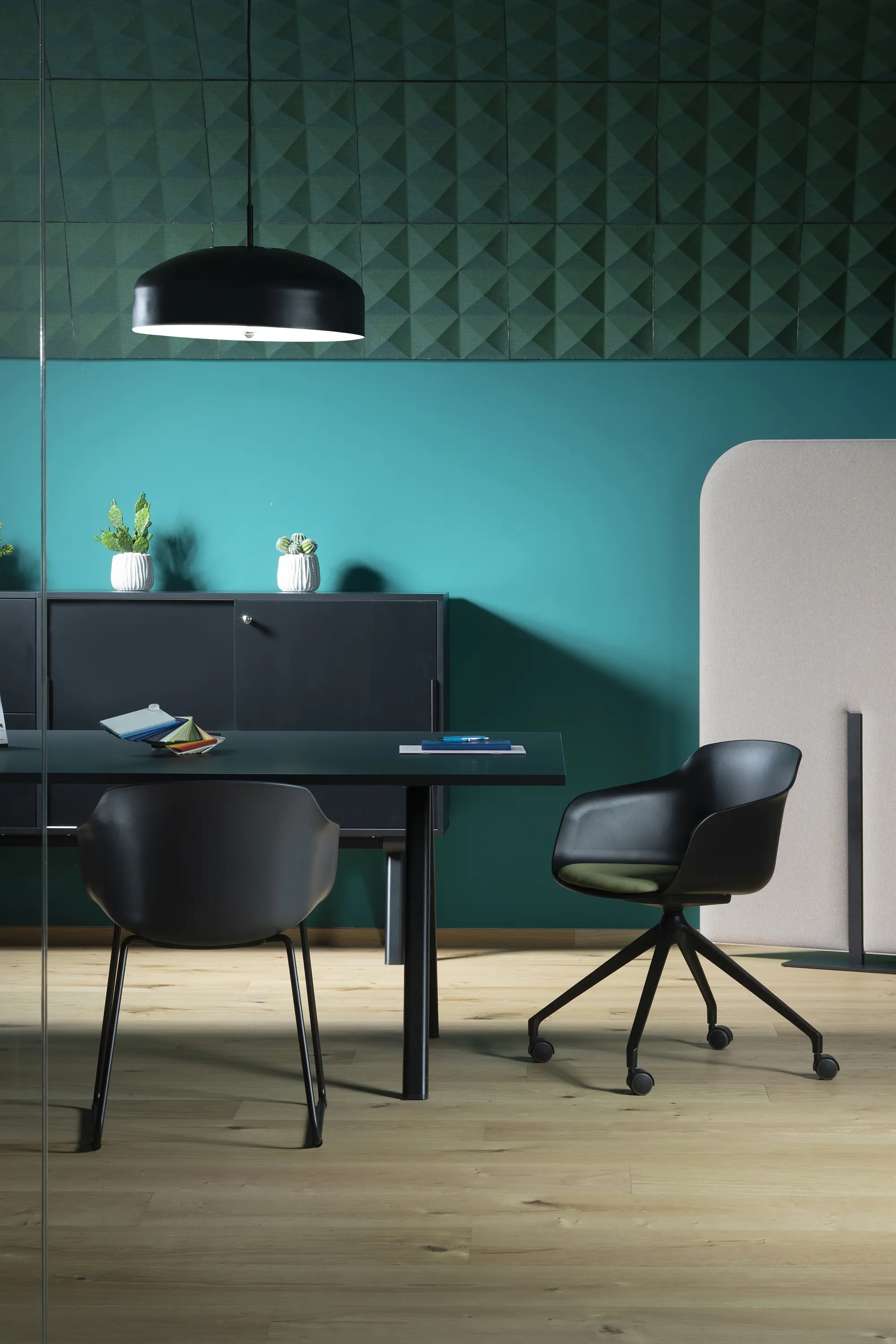 Gaber - Tune Desk-Setting