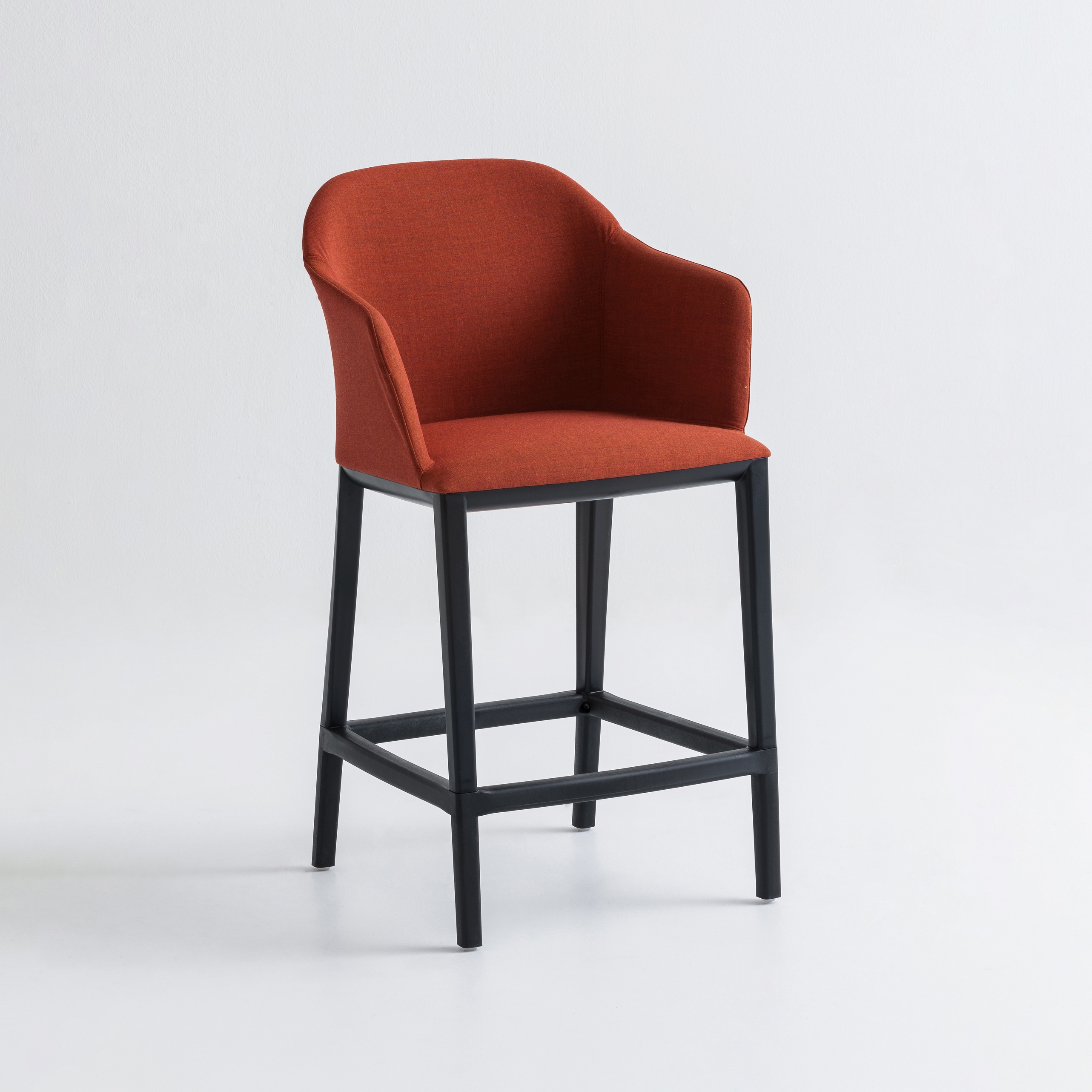Manaa Stool 69/79