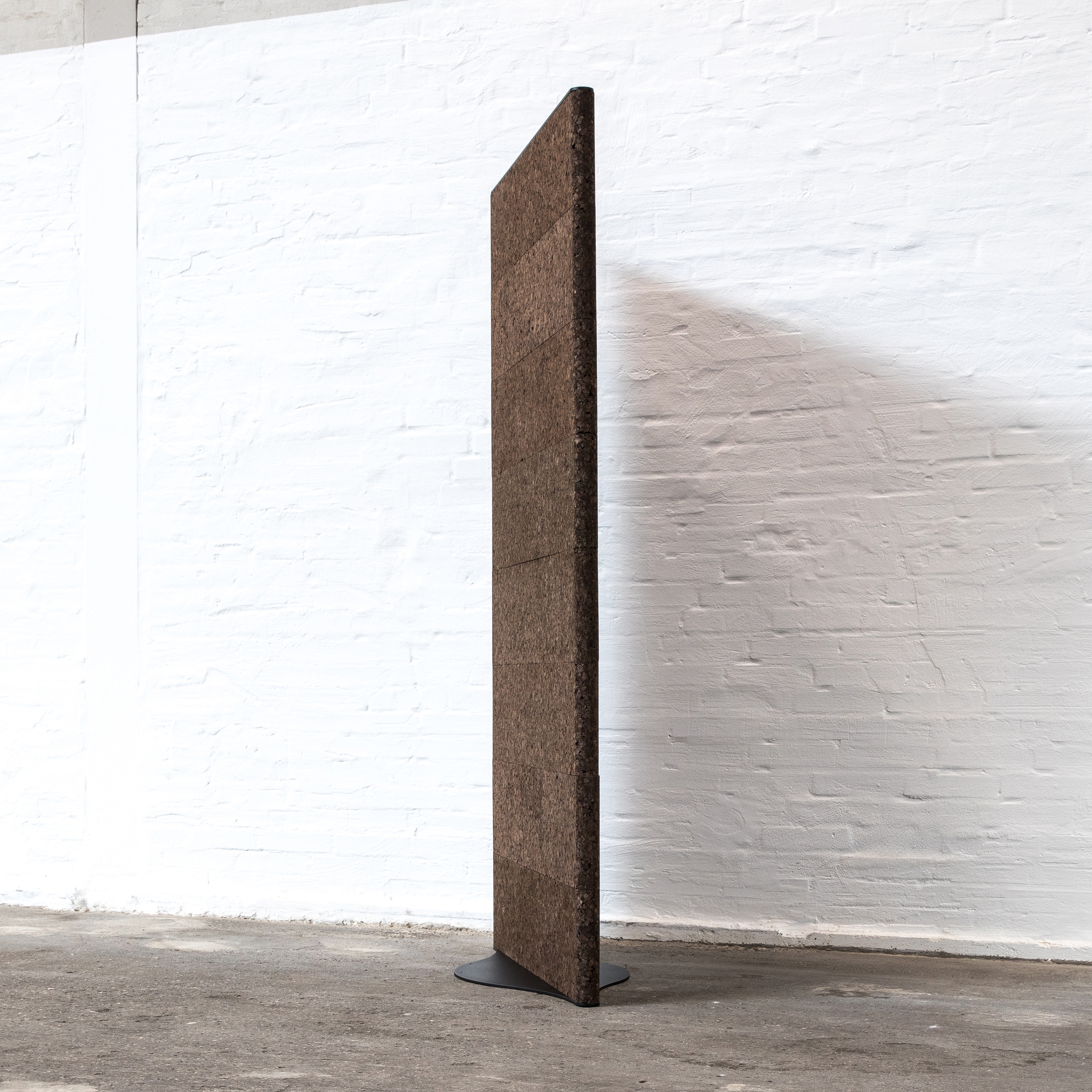 Produkt Grape Space Akustikwand in Kork des Herstellers Grape anzeigen