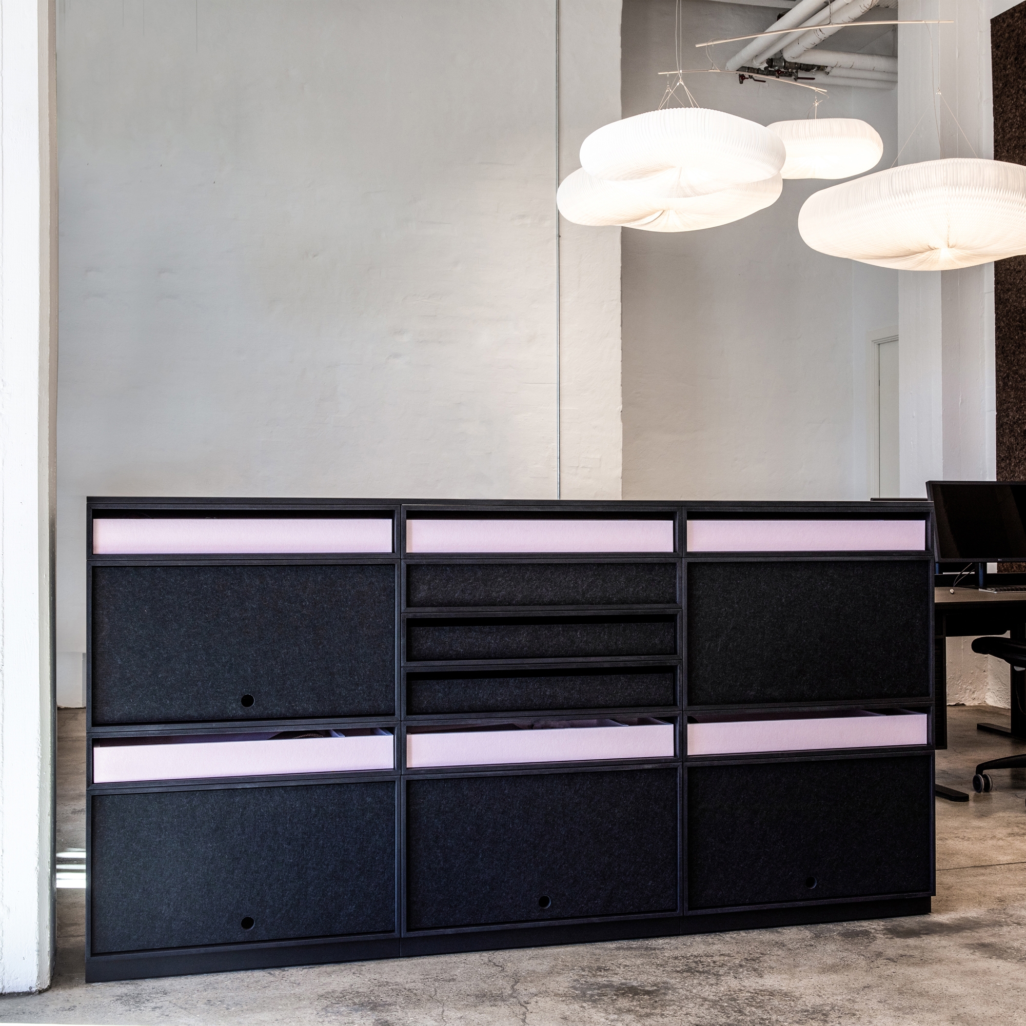 Produkt Grape Cabinet Acoustic Cabinet des Herstellers Grape anzeigen
