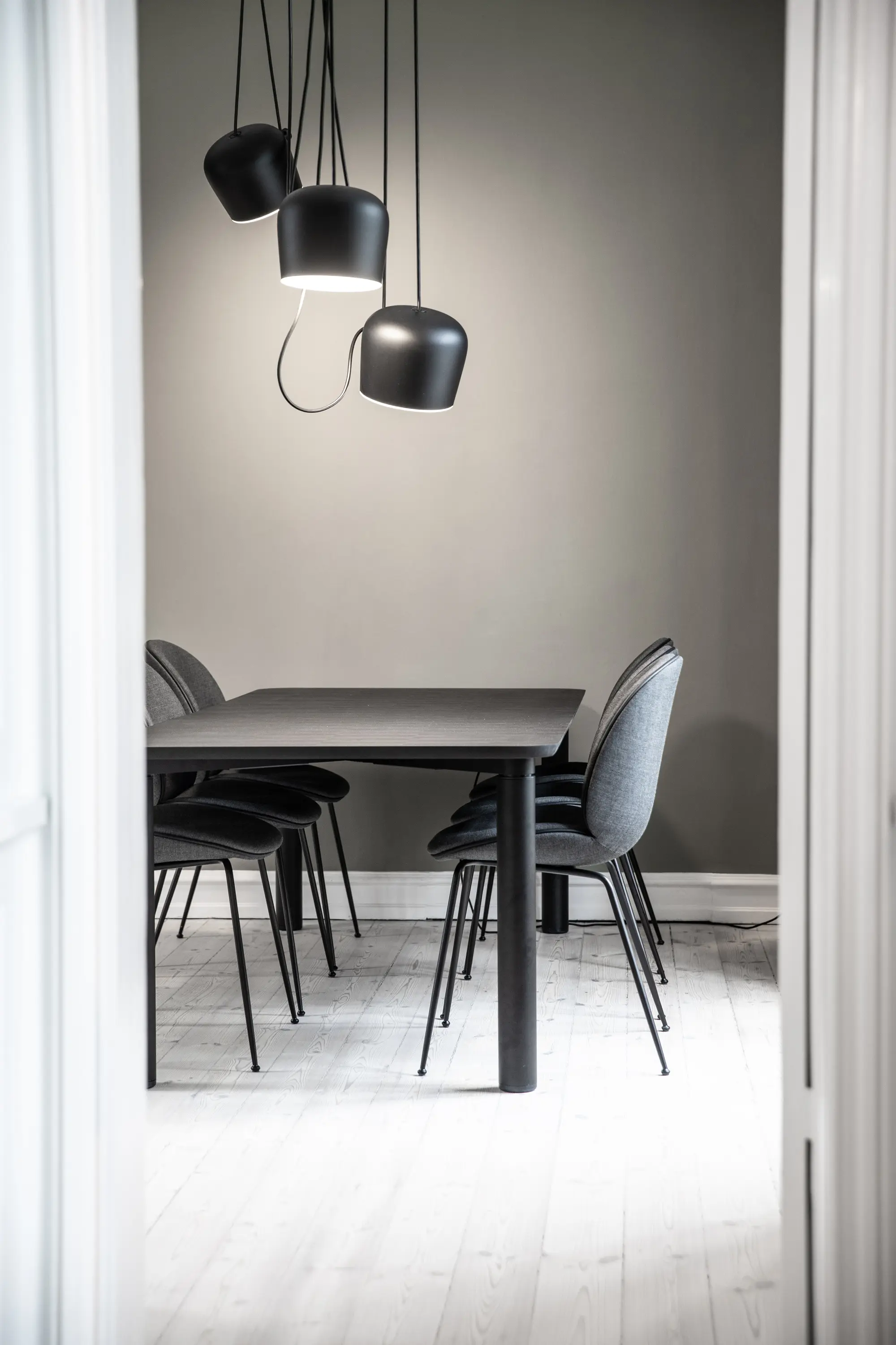 Grape - Grape Dining Elevated Table for Dining and Meeting