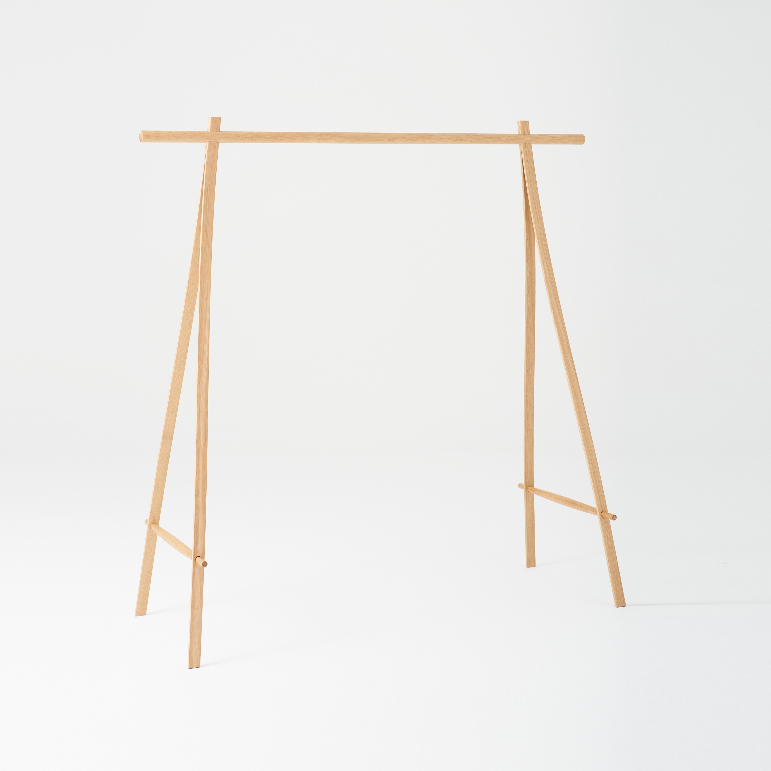 Produkt Coat Stand Oak 150 des Herstellers Made by Hand anzeigen