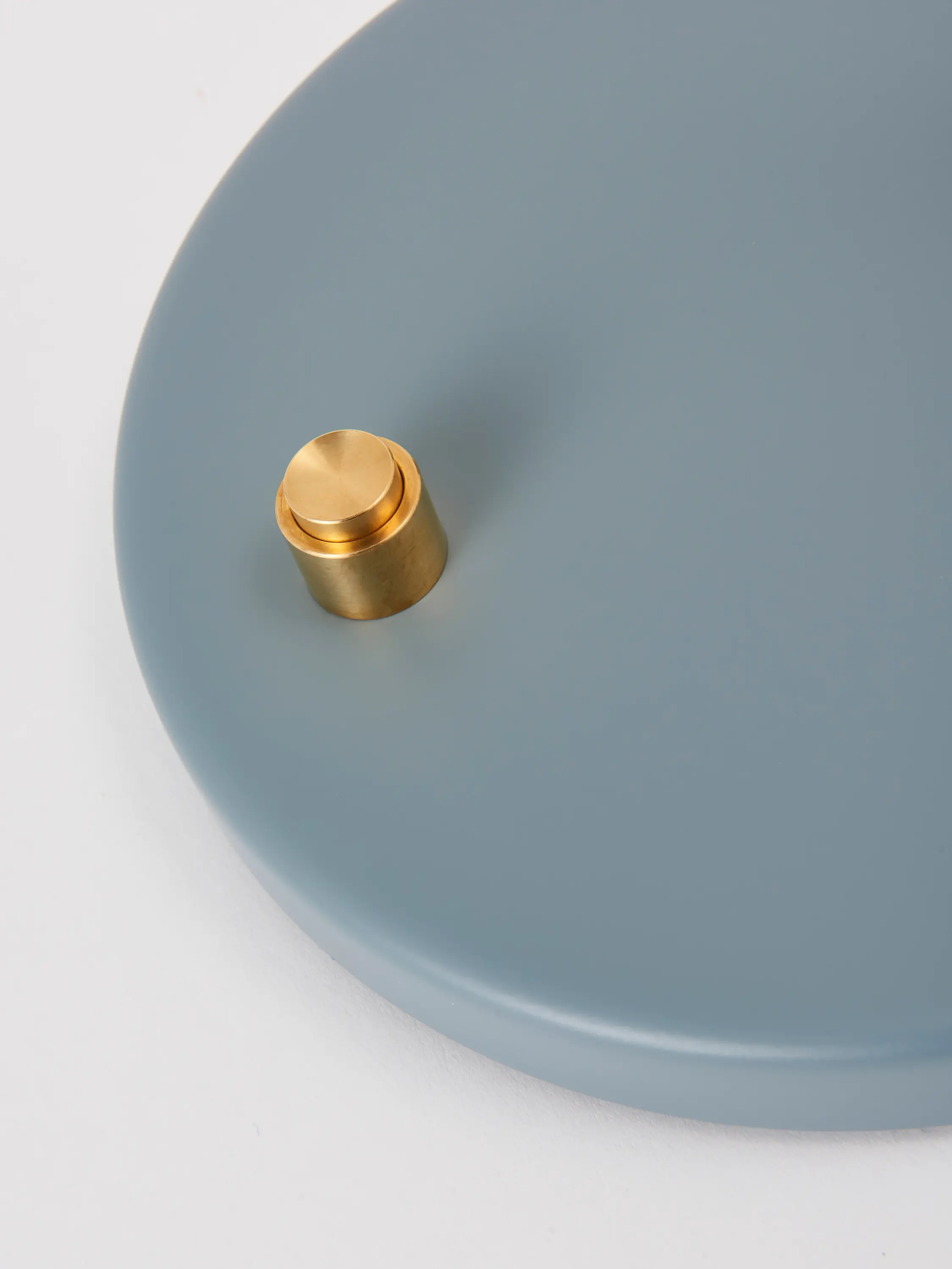 Made by Hand - PMT Table