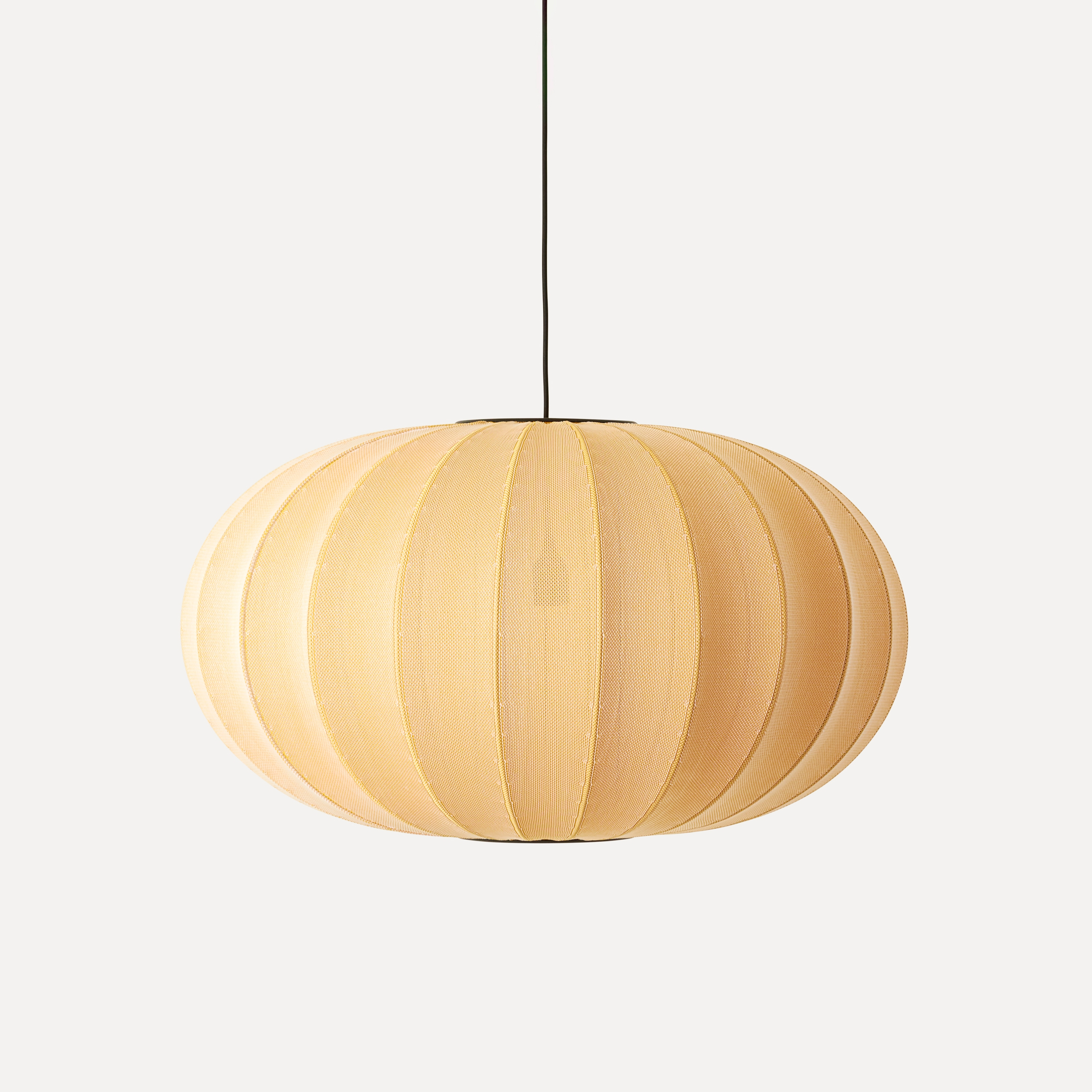 KWH 76 Oval Pendant