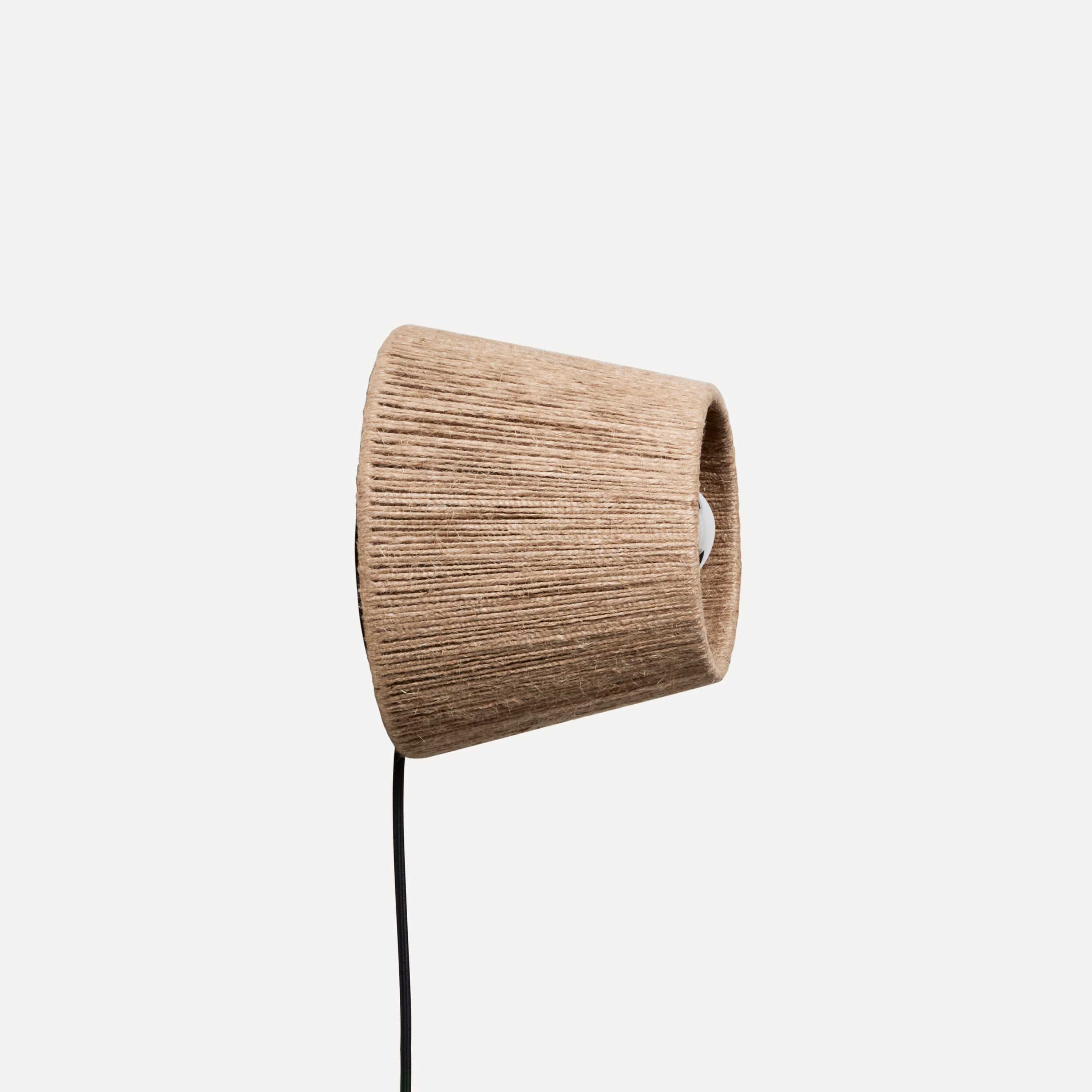 Produkt RO Ø23/15 cm Wall Closed des Herstellers Made by Hand anzeigen