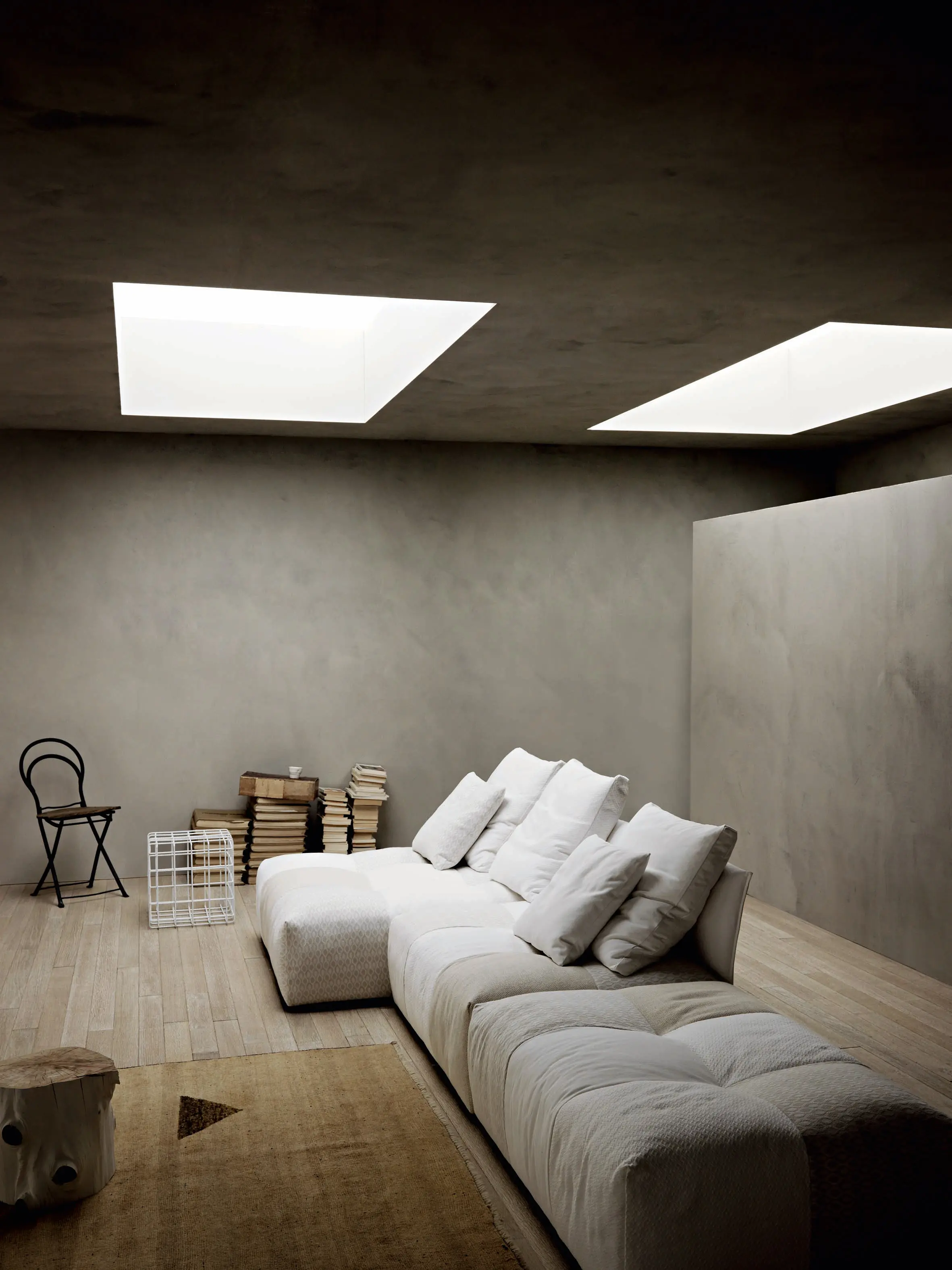 Saba Italia - Leyva | bookcase