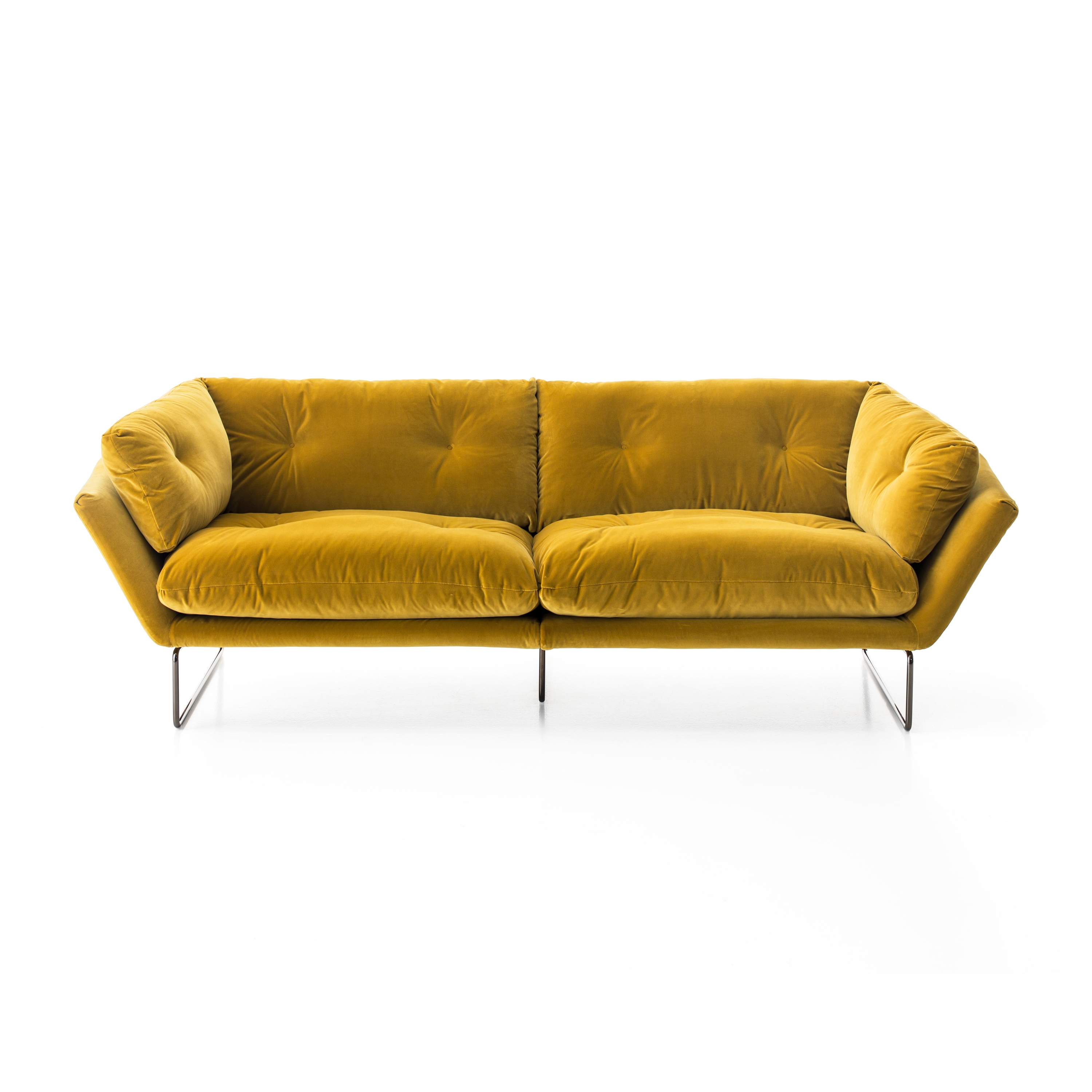 Display product New York Suite | Sofa from manufacturer Saba Italia