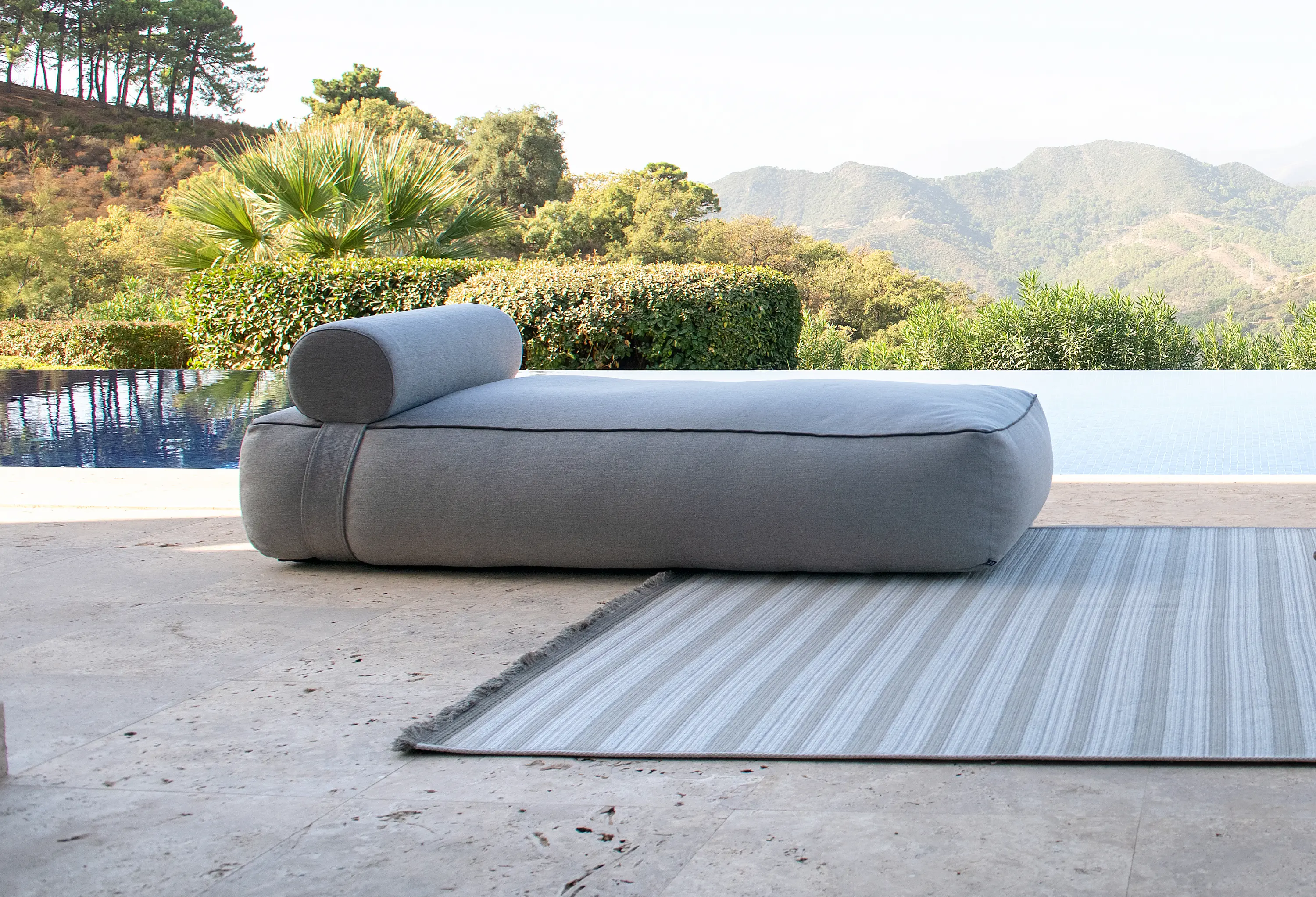 THIBAULT VAN RENNE - TVR Outdoor Nevada - Sunbed