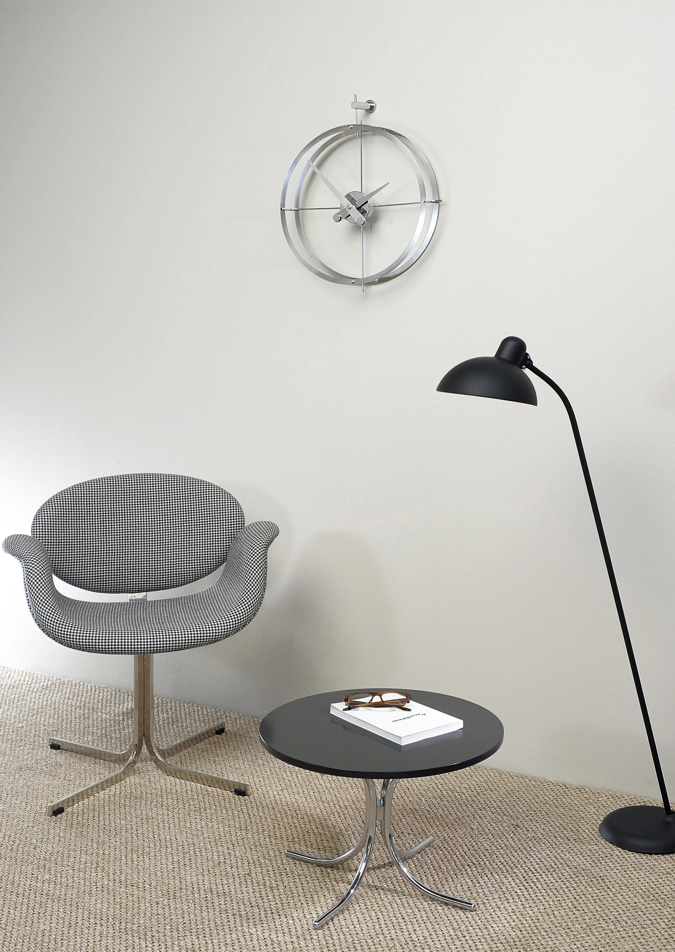 Nomon - Dos Puntos Wall Clock