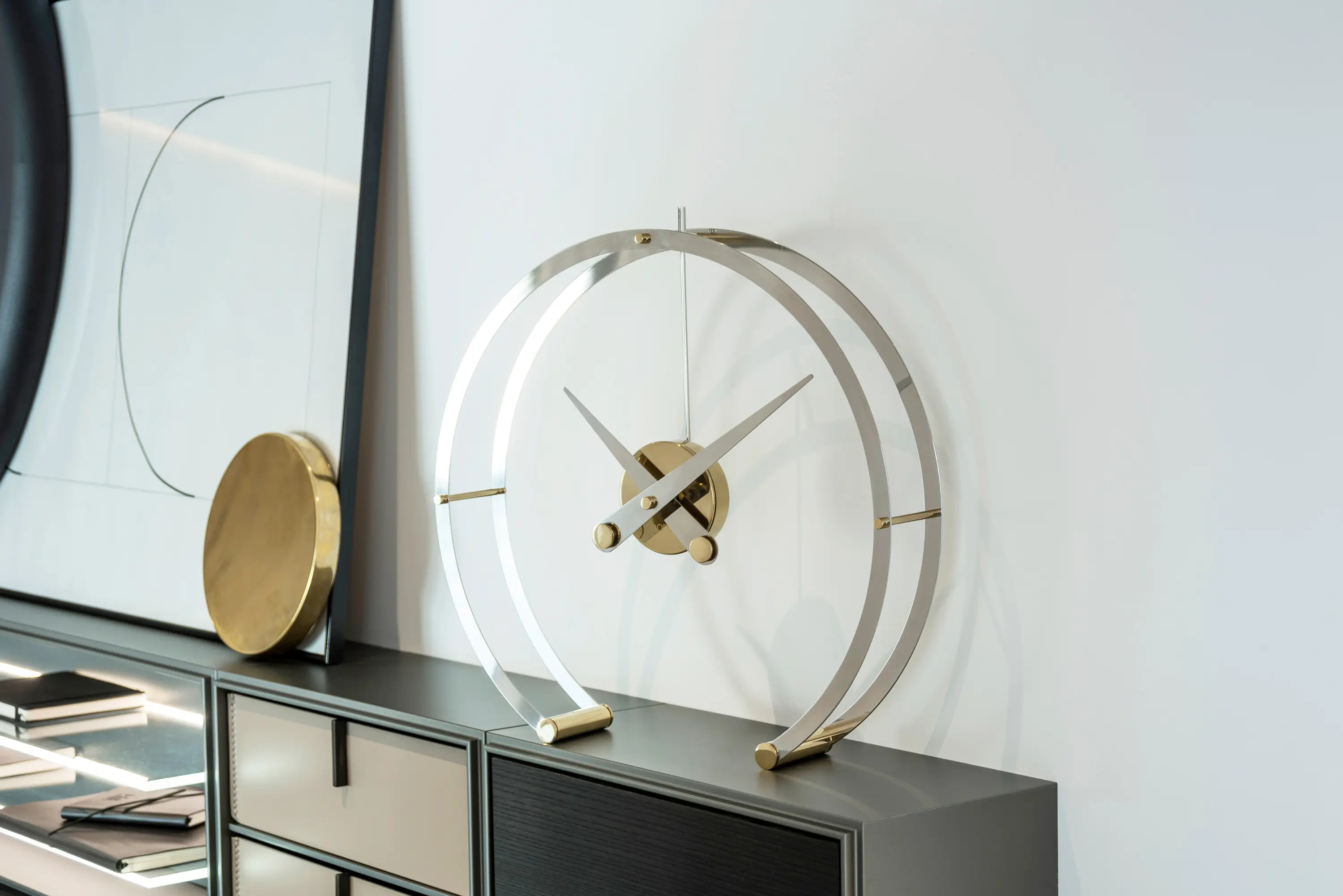 Nomon - Omega Table Clock