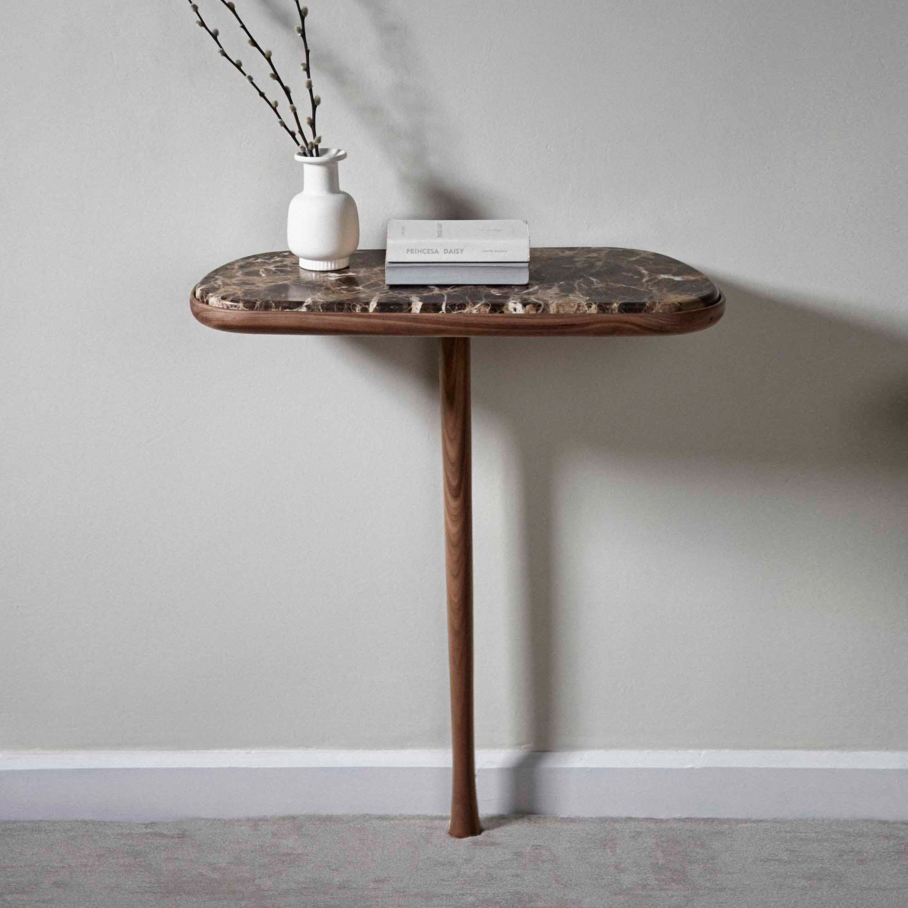 Display product Momentos Console Table with Marble from manufacturer Nomon