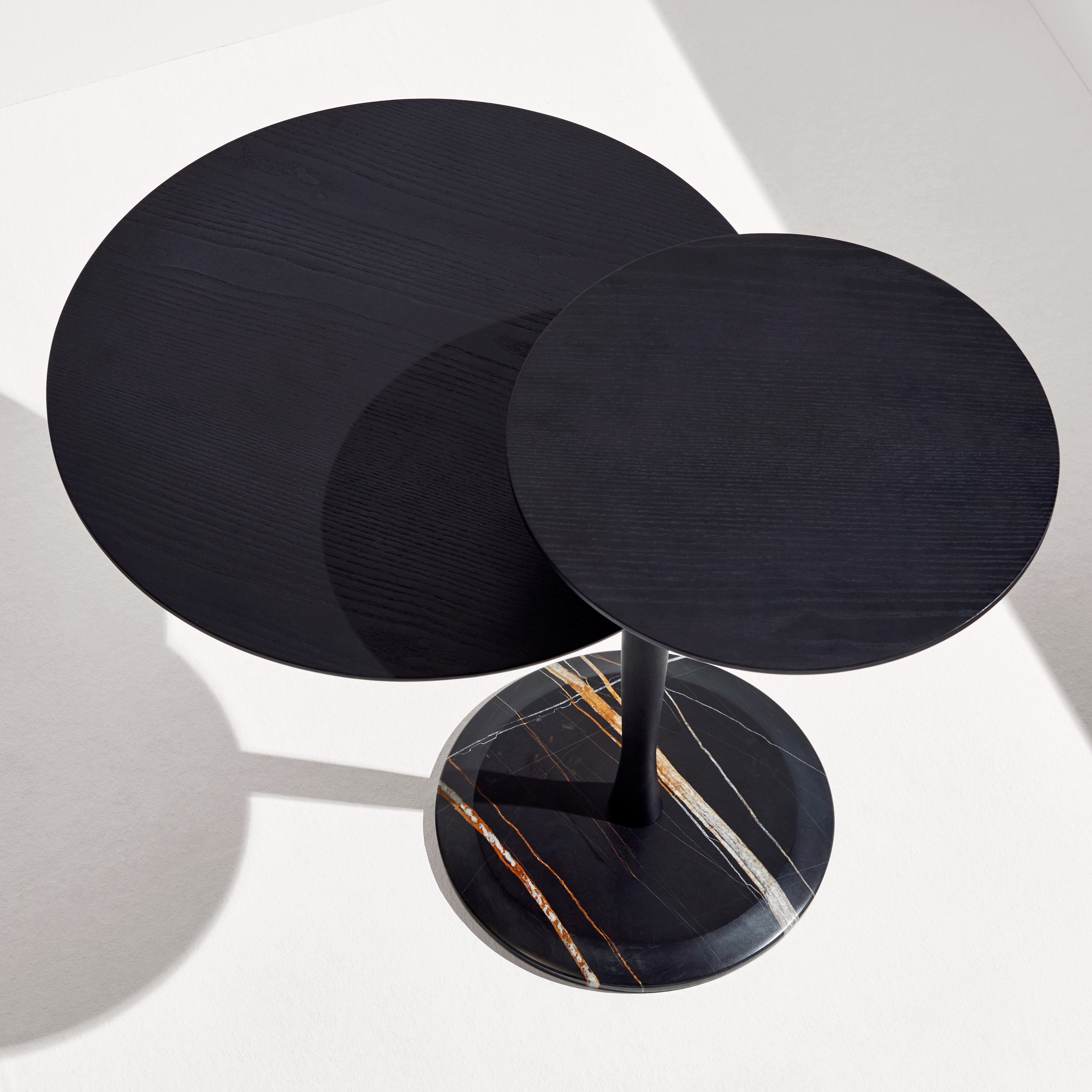 Momentos Vaiven Side Table