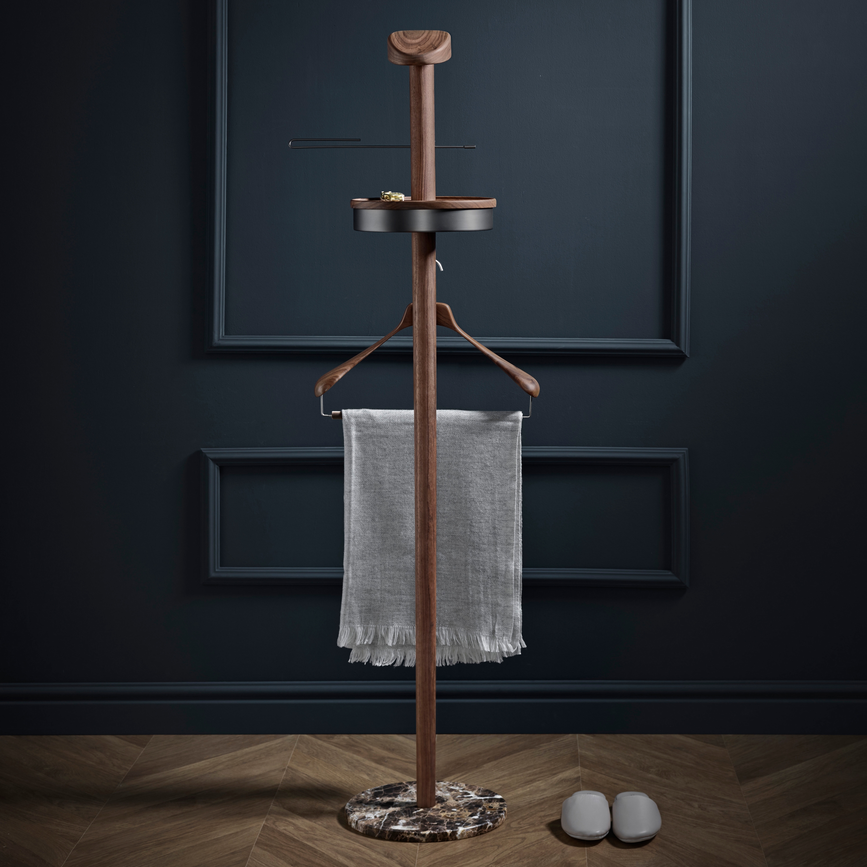 Momentos Valet Stand M