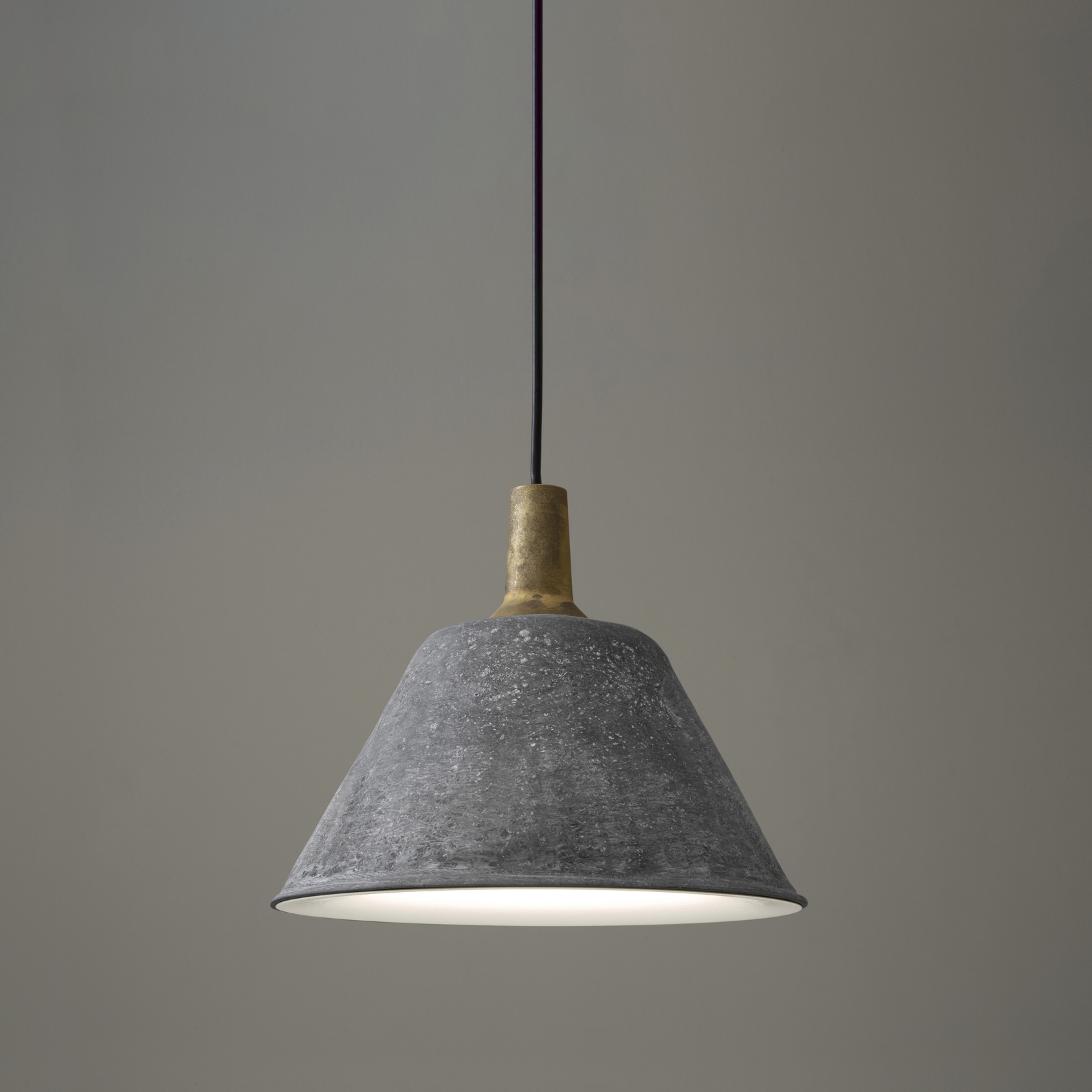 Display product Sospeso from manufacturer IMPERFETTOLAB SRL
