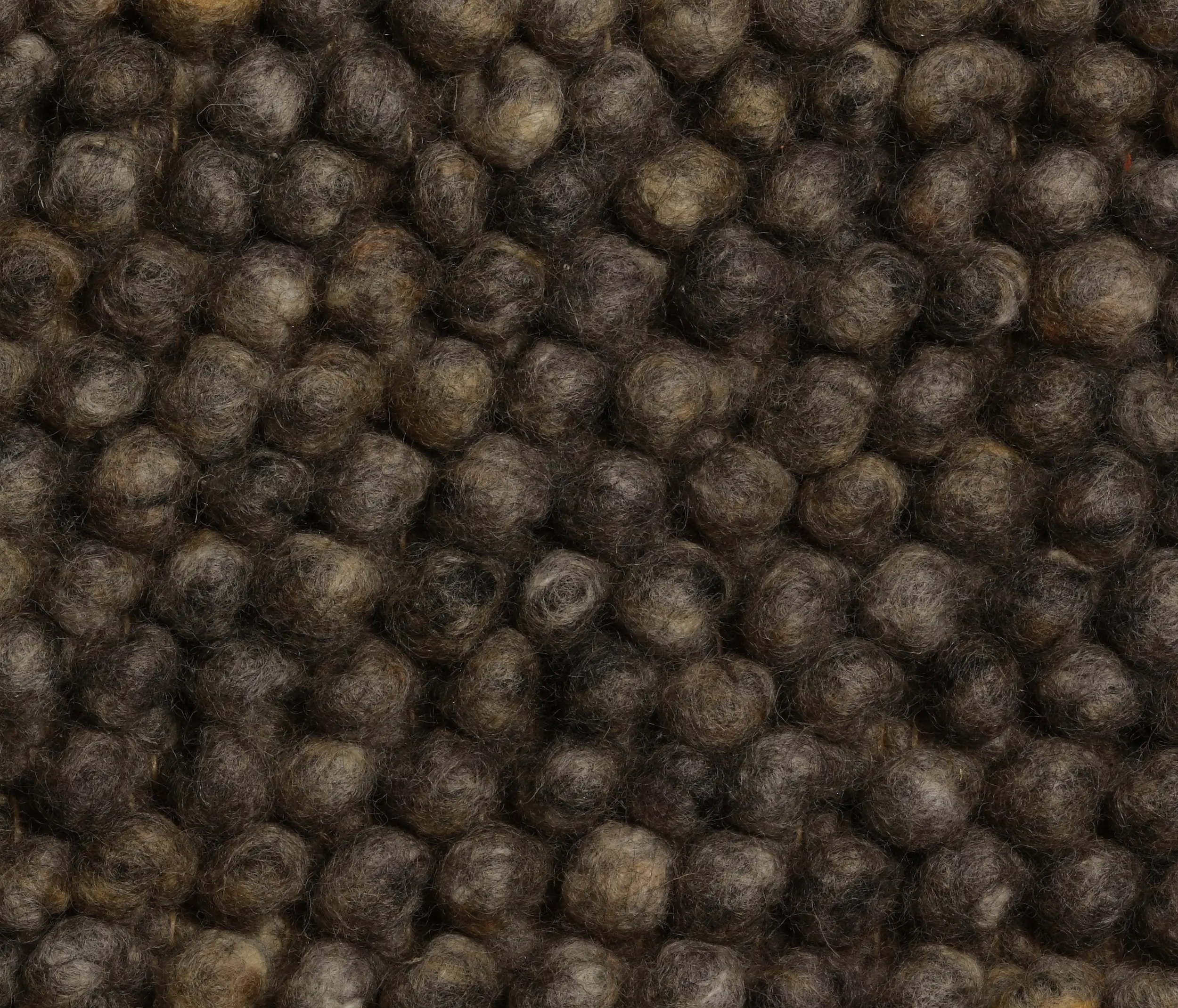Perletta Carpets - Loop 038
