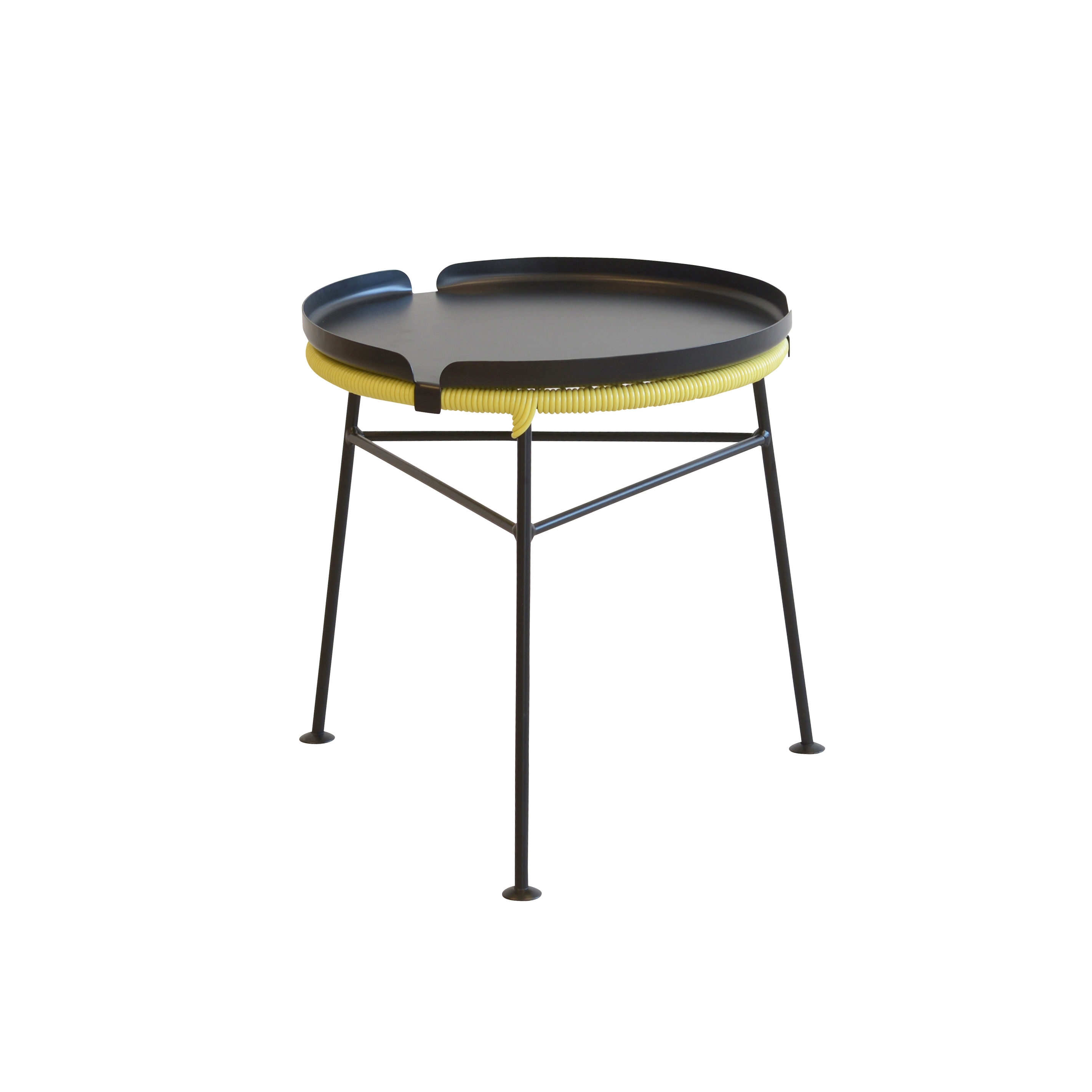 Afficher le produit Centro Side Table du fabricant OK design