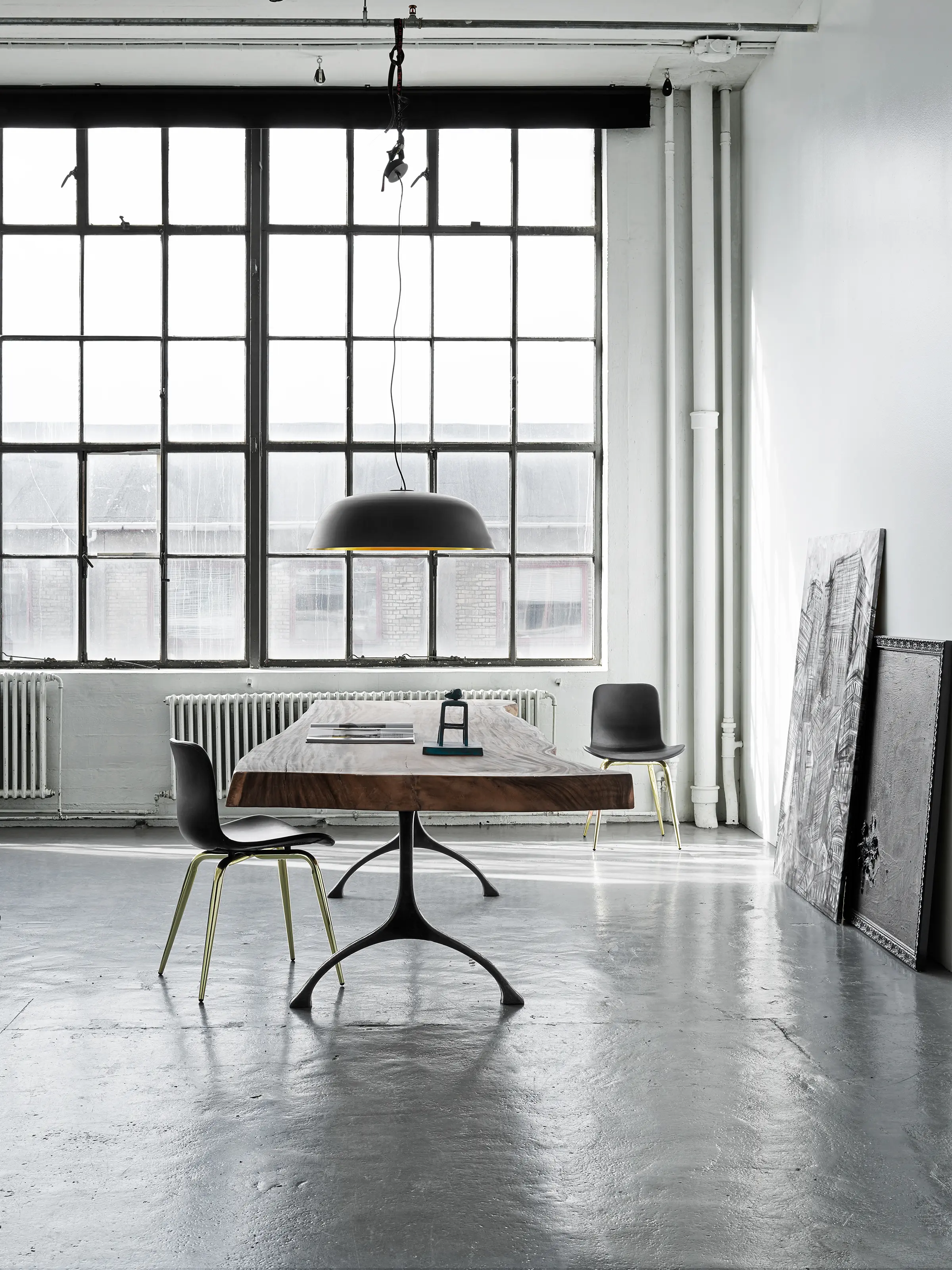 NORR11 - Langue Bar Chair, Natural / Anthrachite Black
