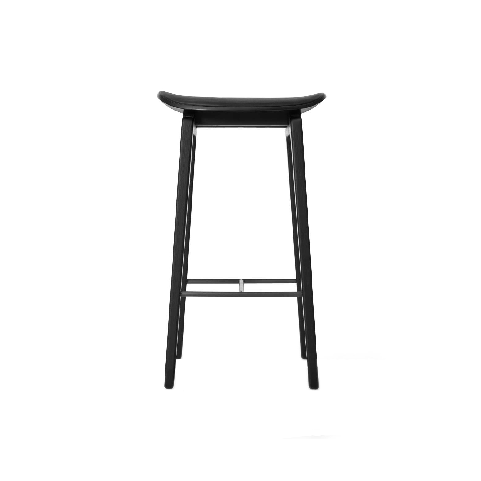 Produkt NY11 Bar Chair, Black - Premium Leather Black, Low 65 cm des Herstellers NORR11 anzeigen