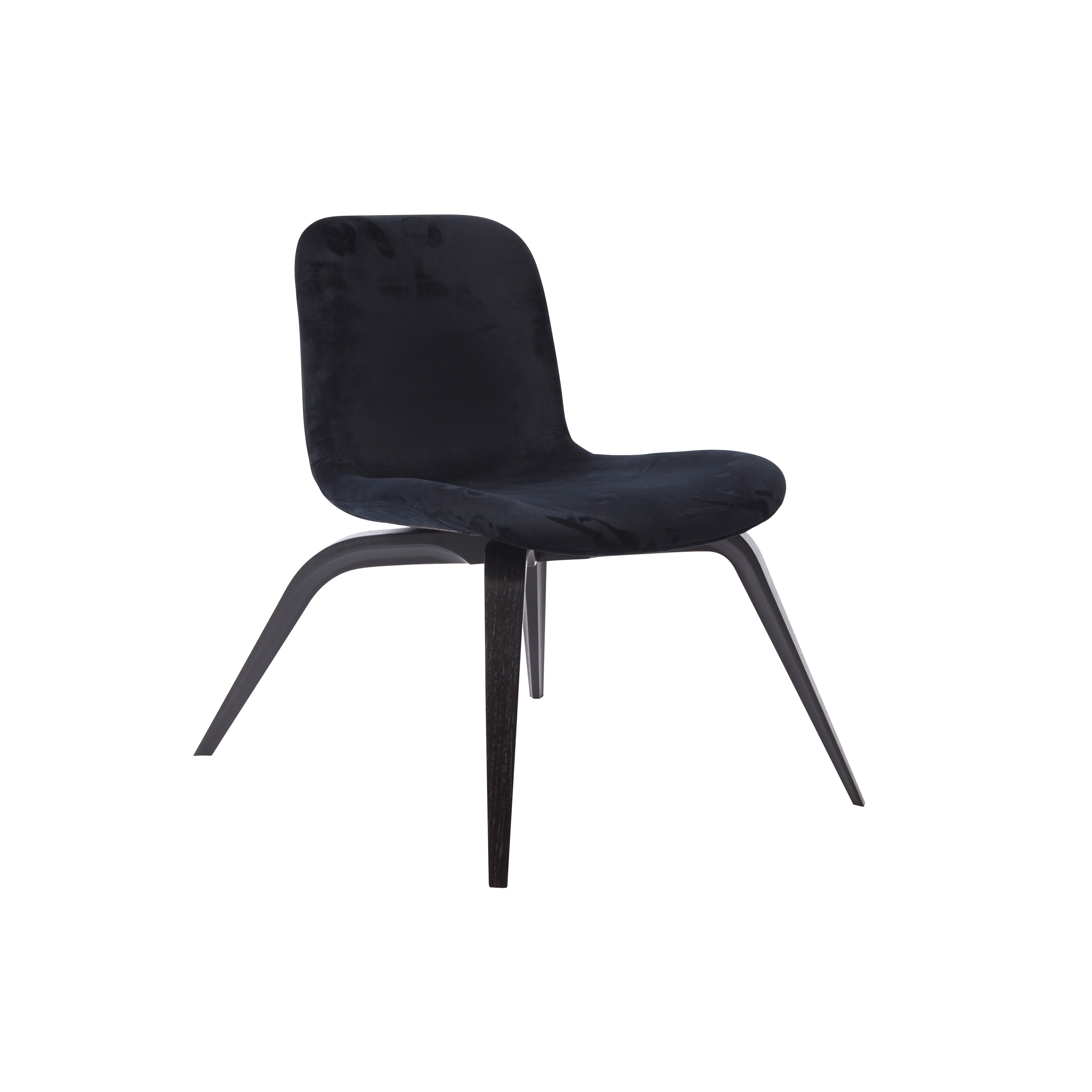 Produkt Goose Lounge Chair, Black / Velvet: Midnight Blue des Herstellers NORR11 anzeigen