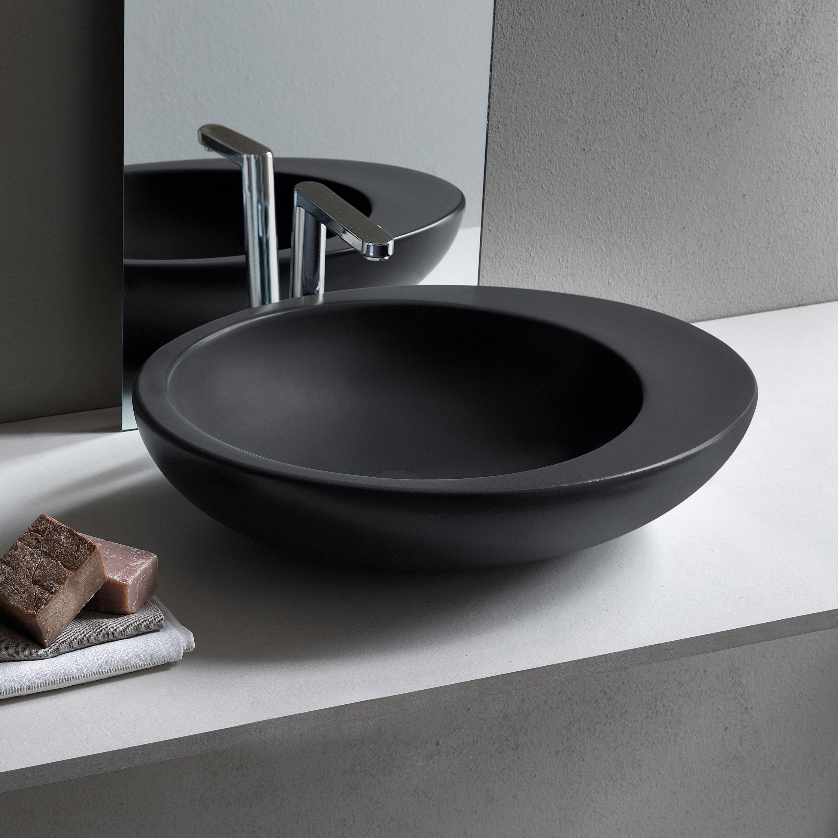 Display product Le Giare on top washbasin 60 from manufacturer Ceramica Cielo