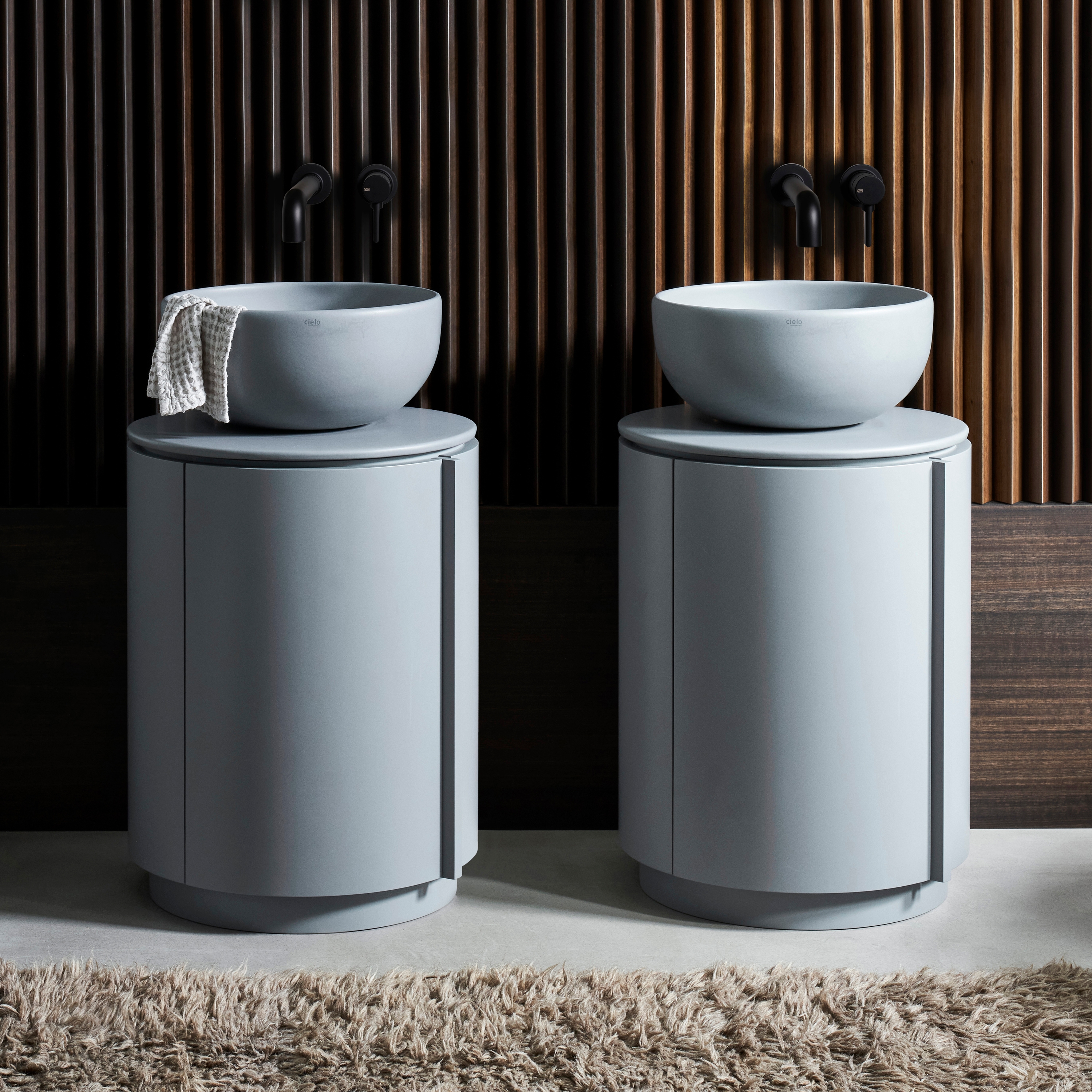 Mostra il prodotto Arcadia Tiberino mobile e top tondo del produttore Ceramica Cielo