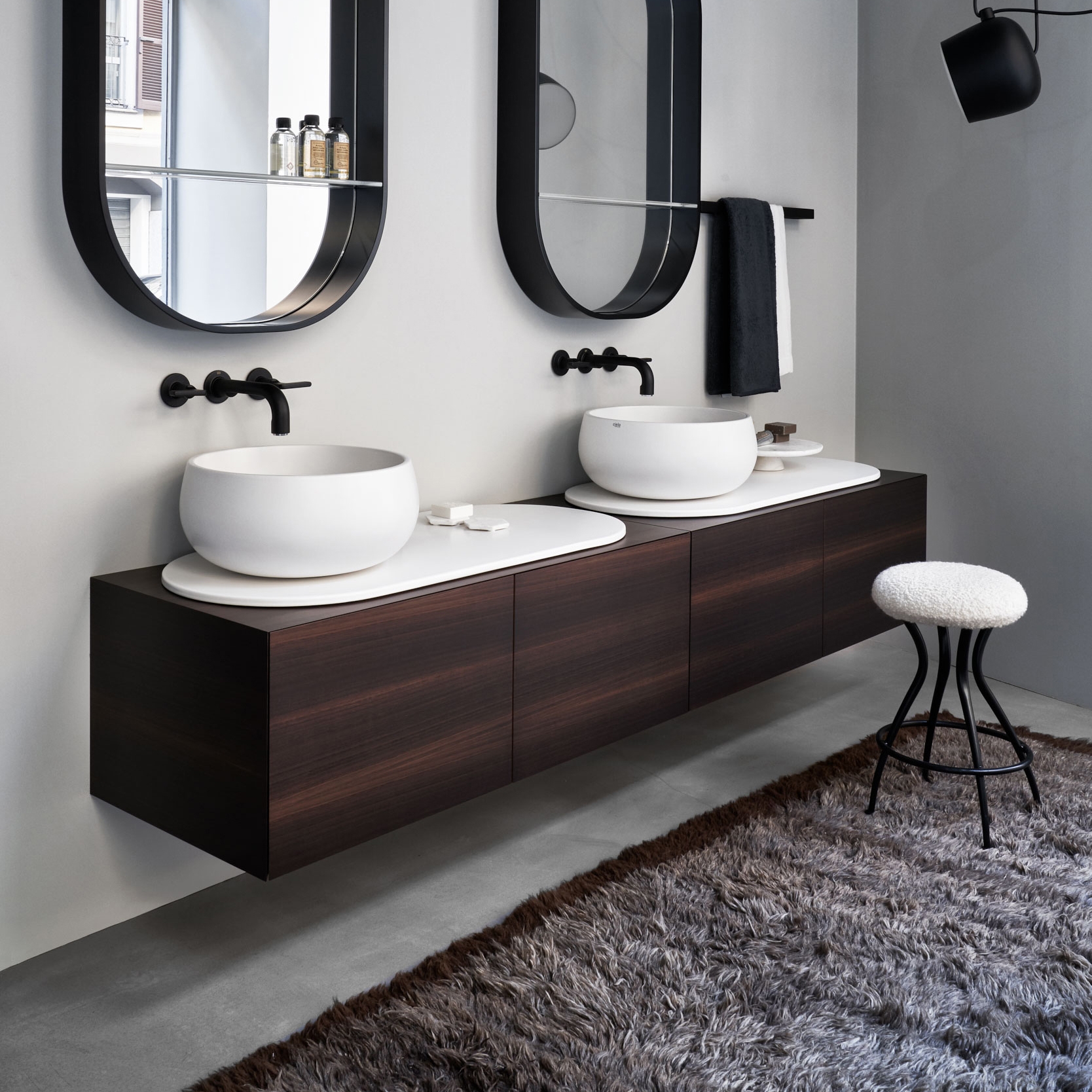 Mostra il prodotto Delfo lavabo su mobile del produttore Ceramica Cielo